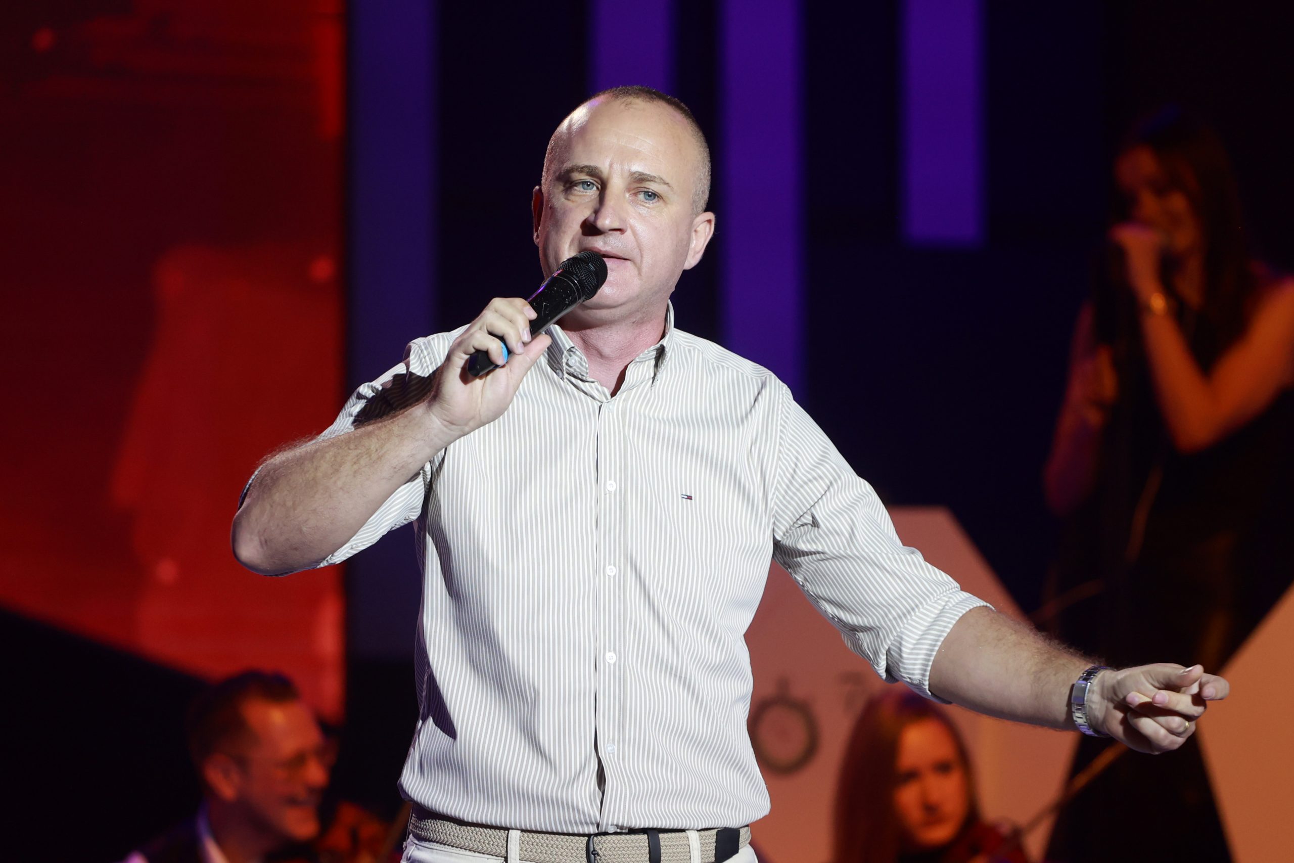Kada Kire Naunovski zapeva to nema cenu: Pobednik "Nikad nije kasno" pustio glas i sve objasnio VIDEO 6 IMG 6133 ok