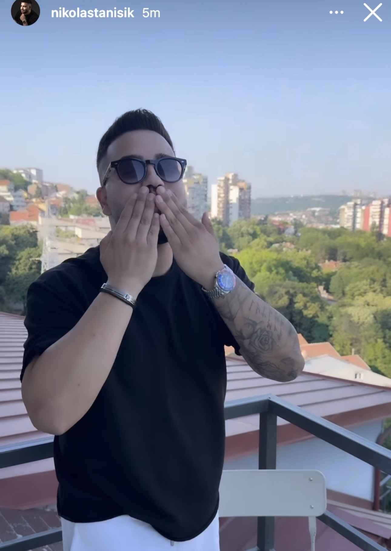Nikola Stanišić iz Makedonije zapevao Cecin hit "Beograd" i uputio emotivnu poruku: "Volim te" (VIDEO) 6 IMG 7934