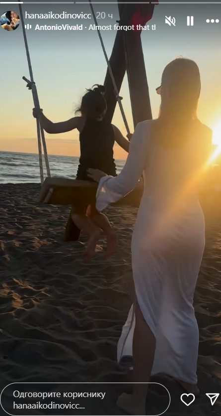 Nataša Bekvalac u providnoj haljini na plaži, komentari ne prestaju (FOTO) 8 Screenshot 2025 07 11 162428