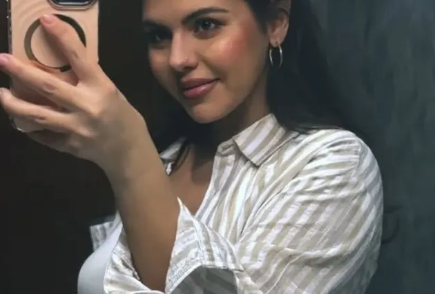 azra 830x0 1 e1752751259507