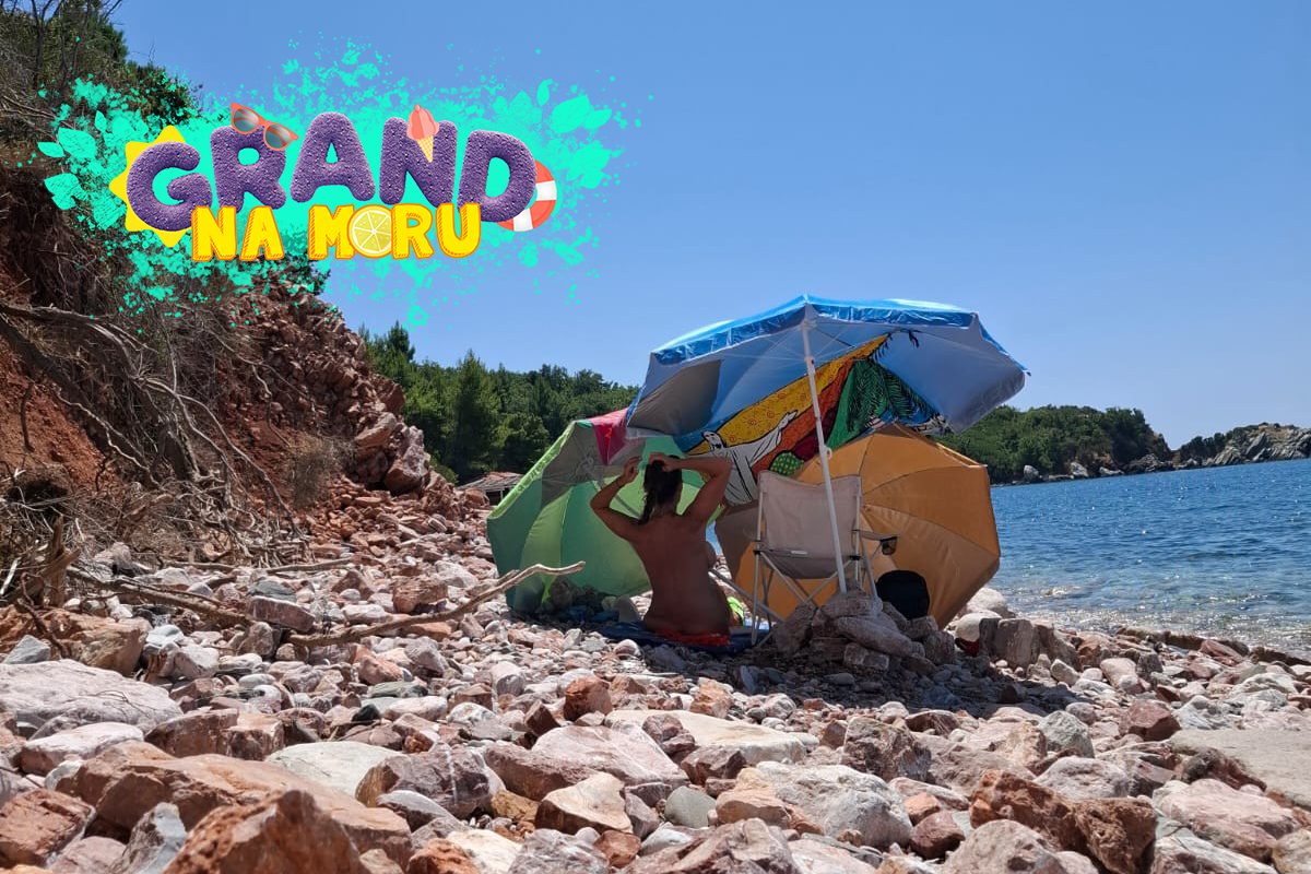 EKSKLUZIVNO Povukla se iz javnosti, a sad smo je uhvatili golu na plaži (FOTO 18+) 11 branka blek rouz gola na plazi 1