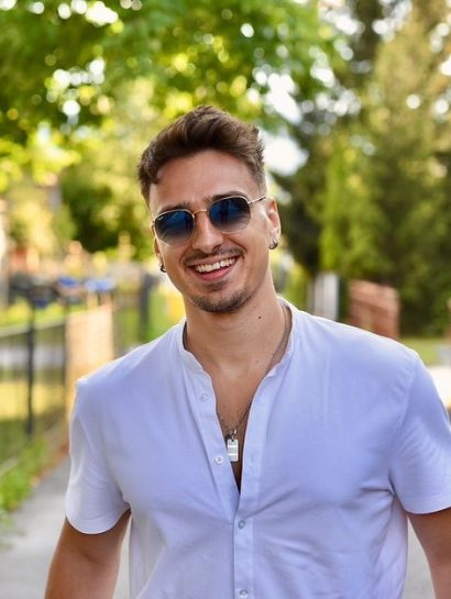 hvala ljudi na krasnim komentarima za Najljepsi cvijet 🌹ocemo iduce brze sta il da nastavimo