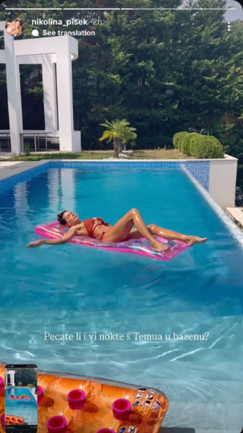 Nikolina Pišek u šestoj deceniji izgleda kao devojčica: Pločice, noge, telo bez mane FOTO 6 image 6 5