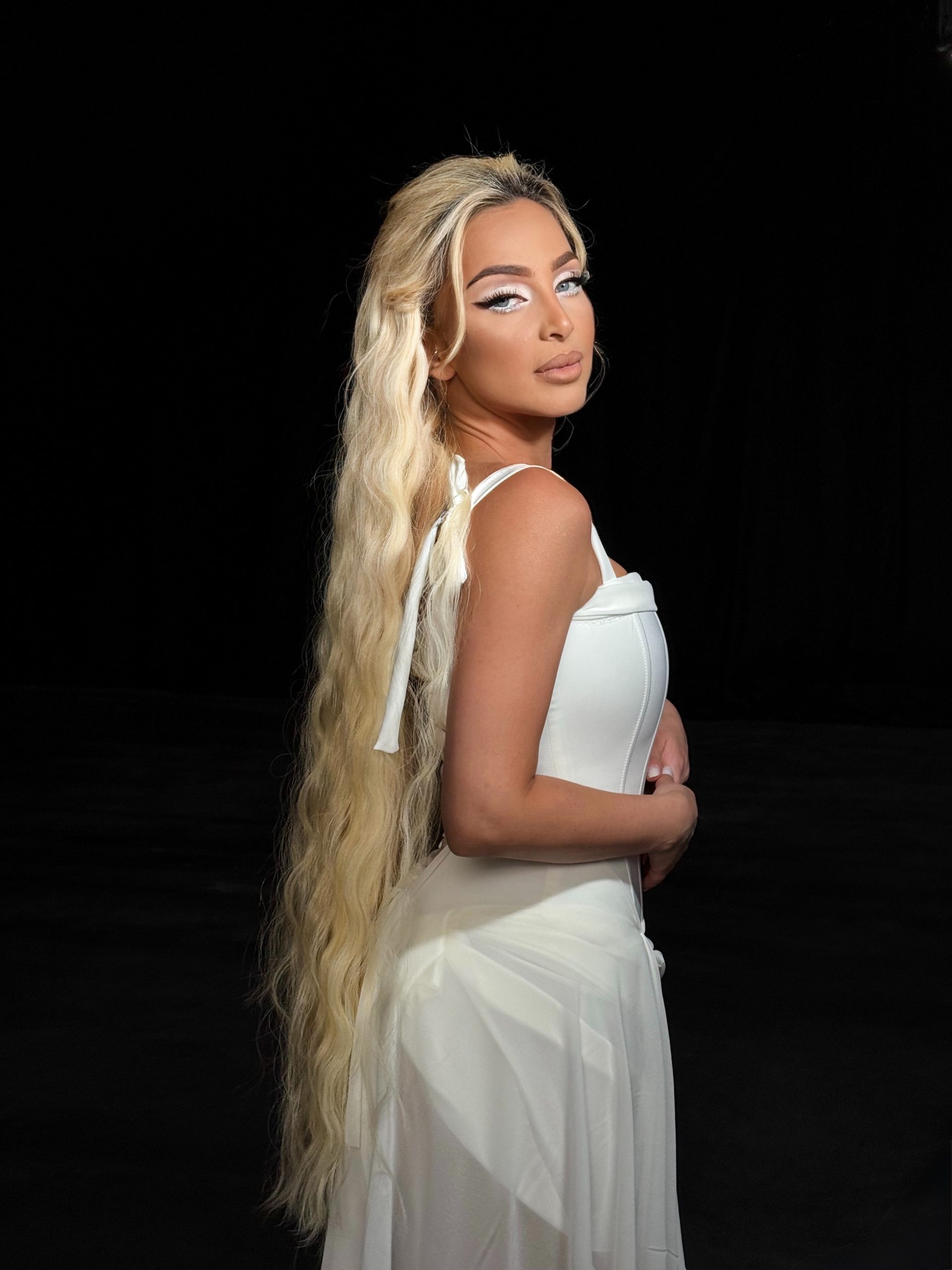 Maja Berović uradila što niko nije i šokirala fanove! Bez ijedne najave objavila nove pesme: "Ovo je propuštena prilika za Evroviziju" 5 image00008