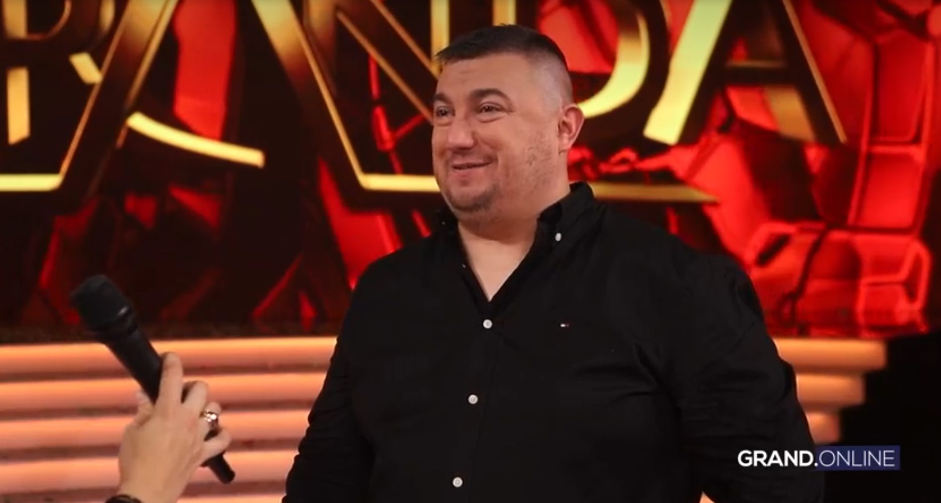 Suzanin dolazak slomio Ferrarija, a zbog Saše nije uspeo da zadrži suze: "Da nije bilo njega, ne bih stajao ovde" (VIDEO) 11 zoran ferrari