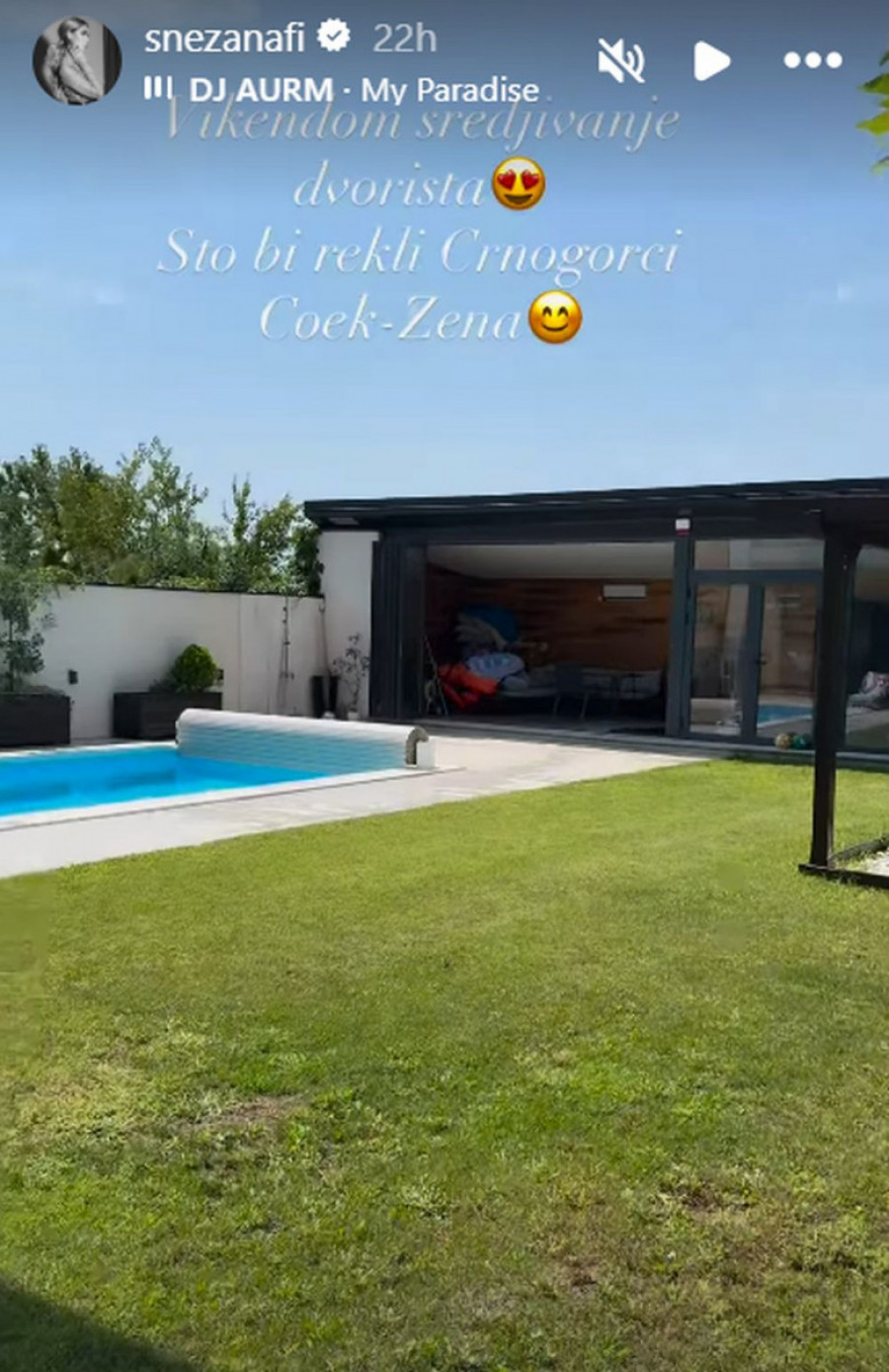 Bazen u dvorištu, sve izgleda kao u bajci: Ovo je luksuzna kuća našeg fudbalera u Beogradu FOTO 7 163208 dom snezane i milana borjanajpg1 iff