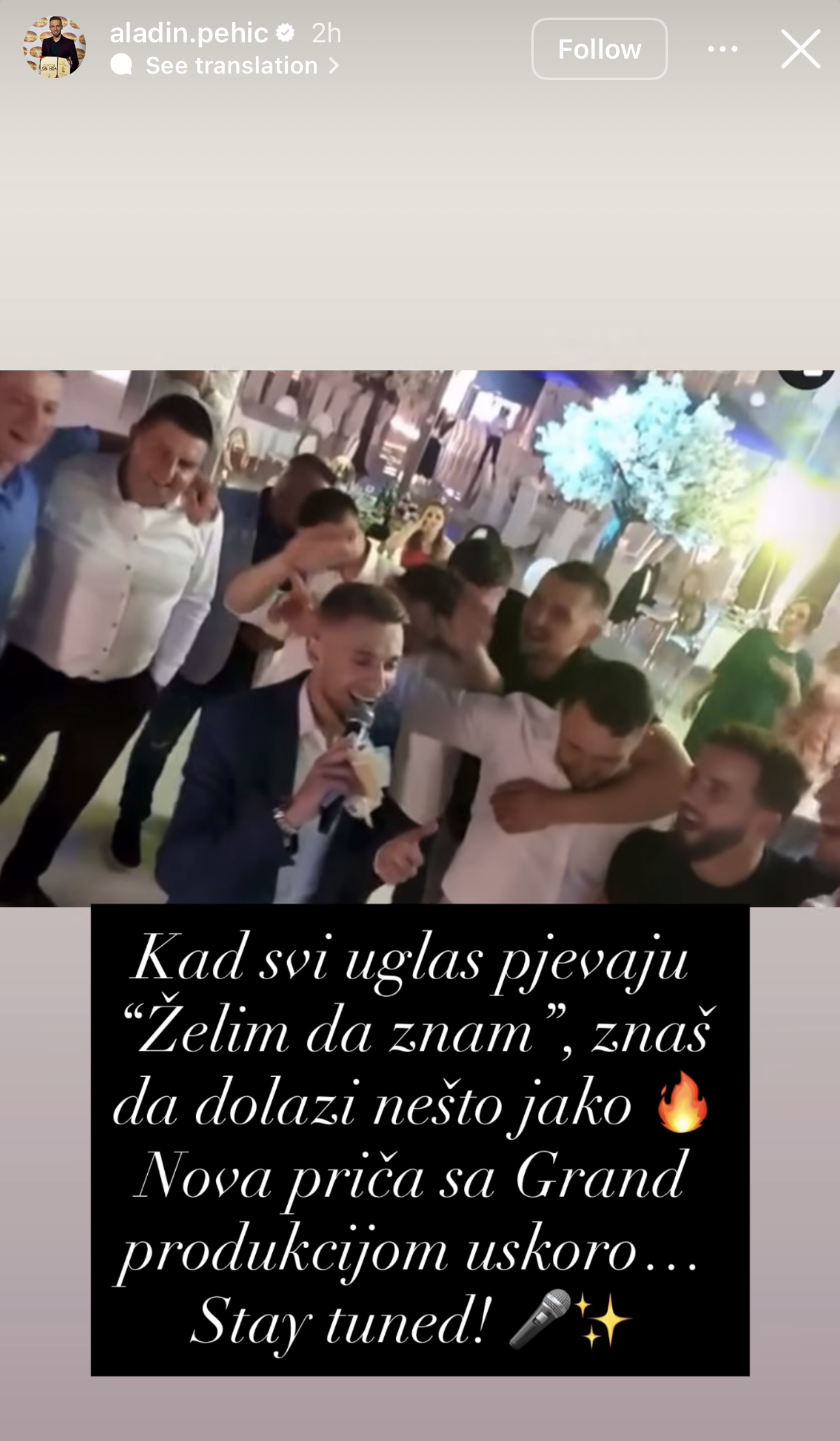 Aladin Pehić raspametio goste: Ruke pune bakšiša, svi pevaju sa njim uglas, a jedan detalj svima zapao za oko VIDEO 8 IMG 0484