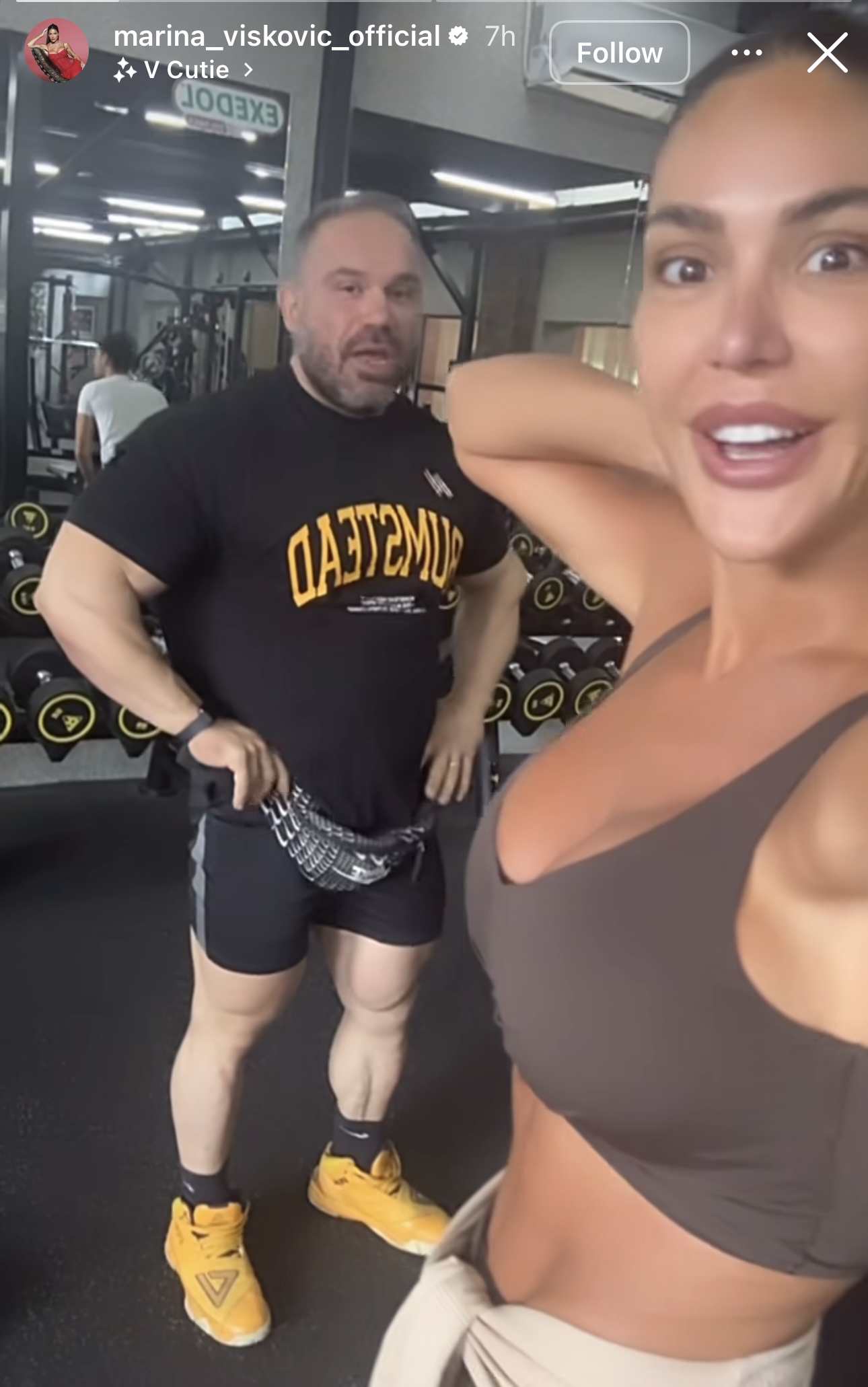Marina Visković ne izlazi iz teretane: Pevačica pokazala zategnuti stomak u uskom topu FOTO 6 IMG 0500