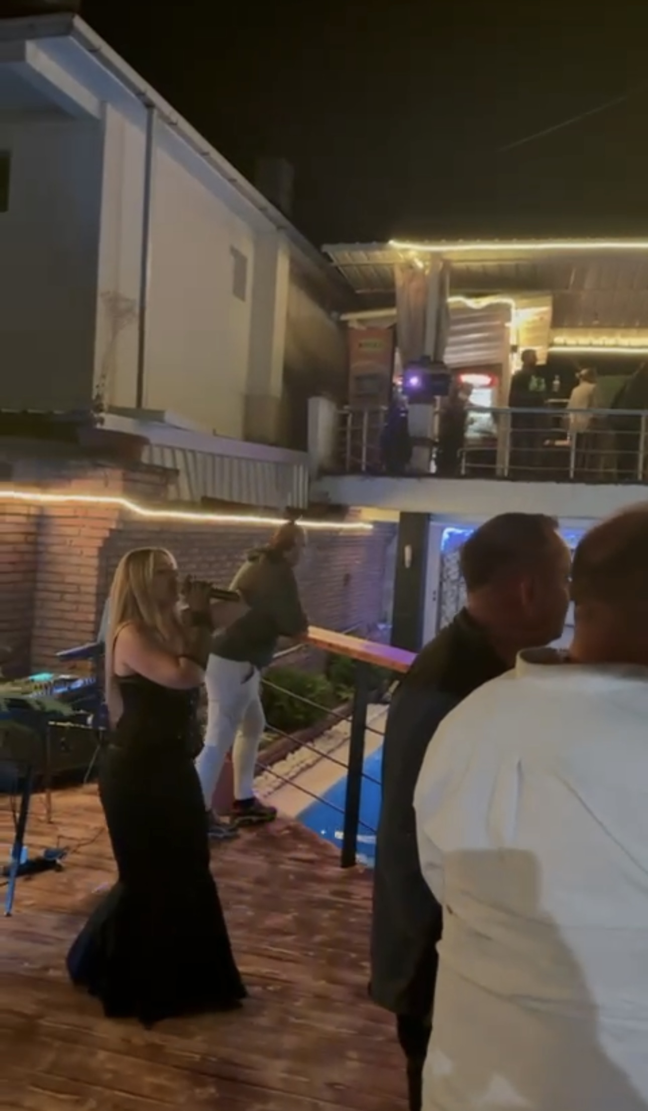 Vanja Mijatović zaplakala na nastupu: Jedan trenutak na Kosovu sve je ostavio bez reči VIDEO 8 IMG 3525