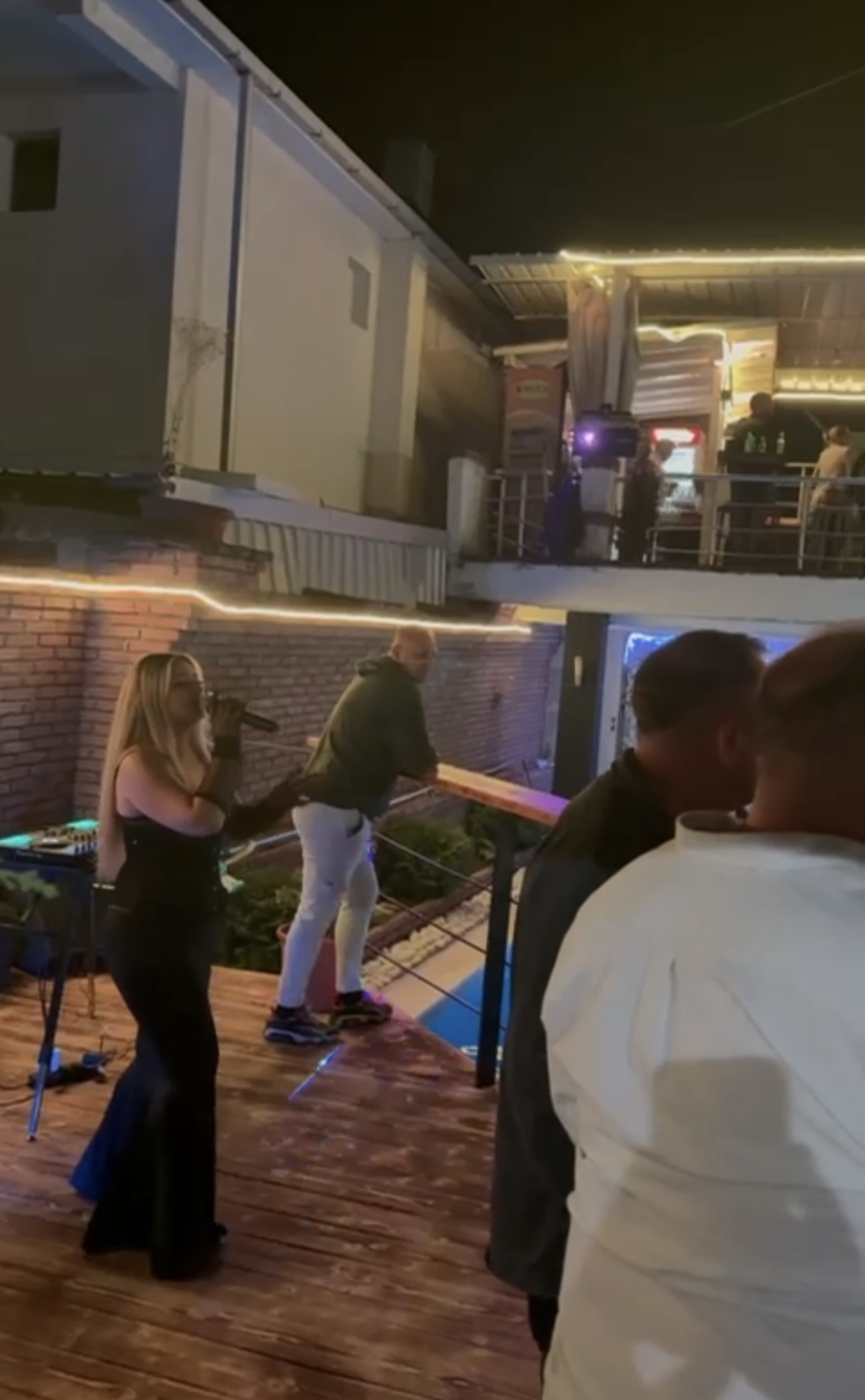 Vanja Mijatović zaplakala na nastupu: Jedan trenutak na Kosovu sve je ostavio bez reči VIDEO 5 IMG 3526