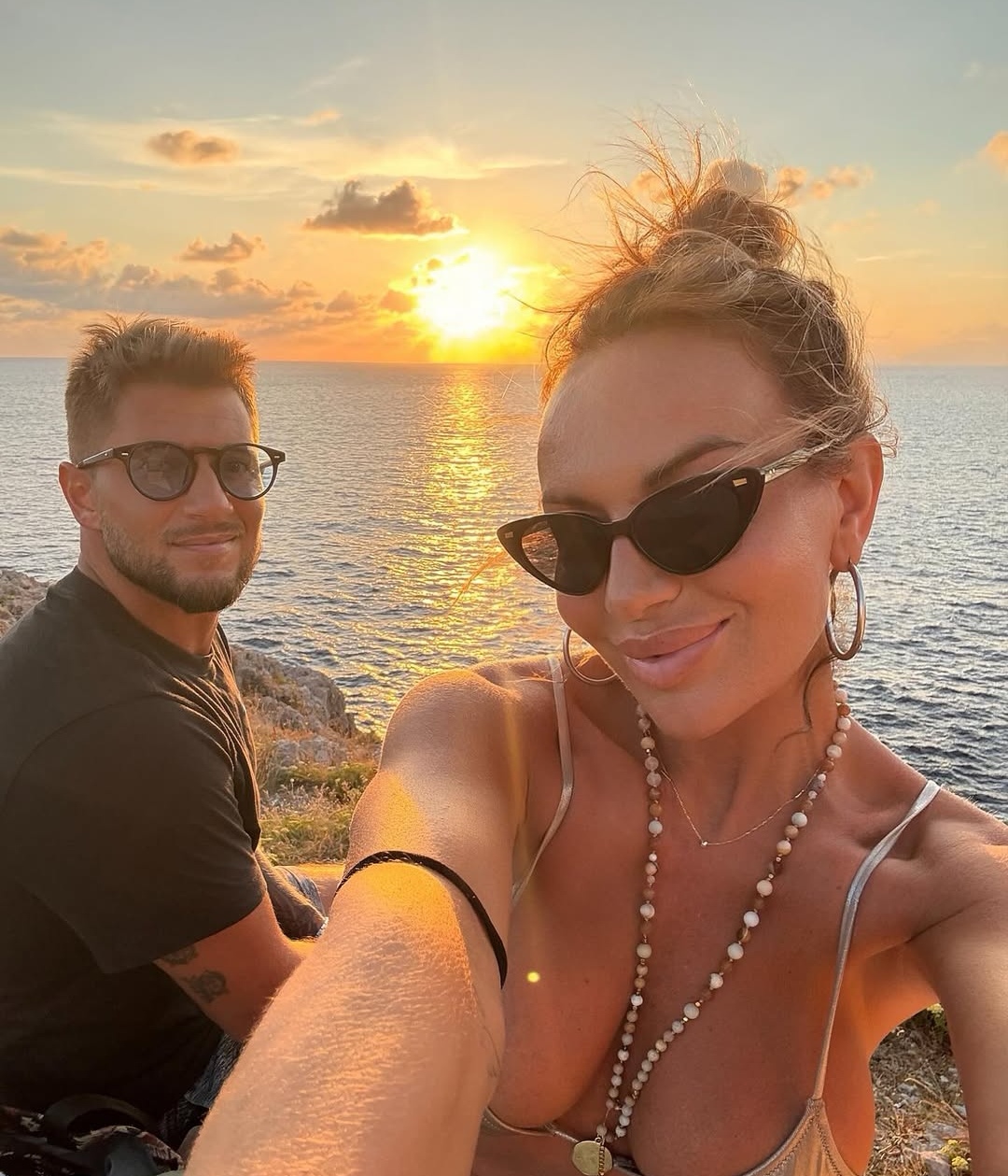 Pevač u vezi sa pet godina starijom koleginicom, niko ne može da odoli njenom izgledu FOTO 7 Joca Stefanovic 1