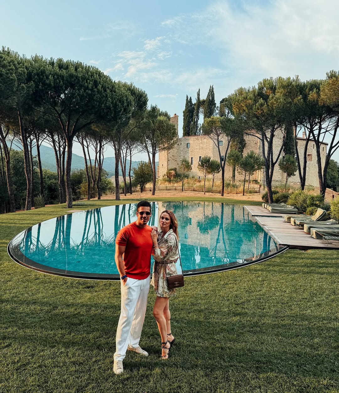 Pevač letuje u jednom od najskupljih hotela: Kada čujete koliko košta noć neće vam biti dobro 5 Tuscany Umbria July 25Thank you @reschio ❤️❤️❤️