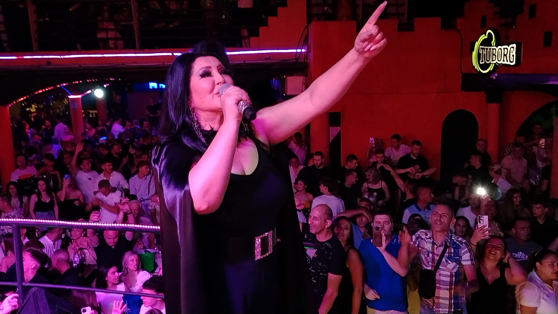 "Moj grad, moji ljudi": Dragana Mirković priredila muzički spektakl u rodnom Požarevcu VIDEO 6 WhatsApp Image 2025 08 10 at 11.40.42