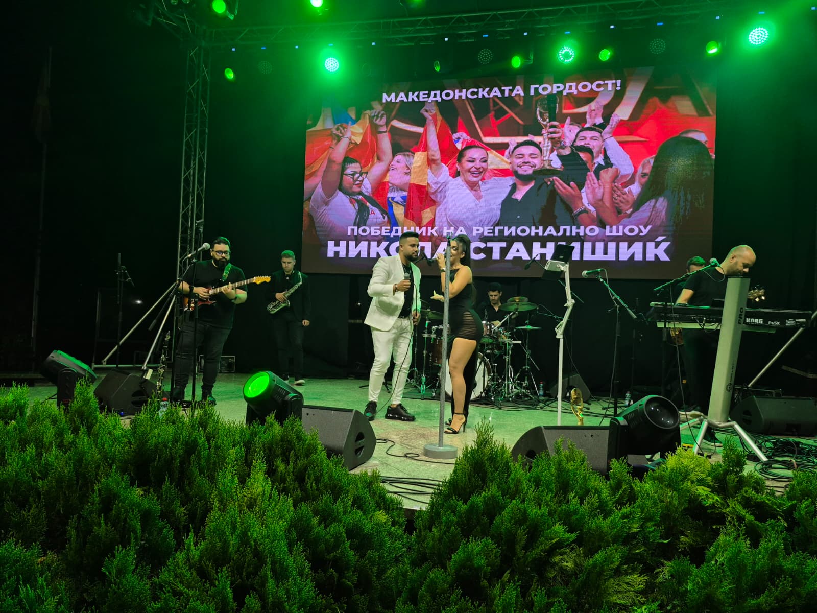 Nikola Stanišić i Anđela Arman nastupom na koncertu podgrejali priče da su u tajnoj vezi VIDEO 9 WhatsApp Image 2025 08 26 at 22.08.41