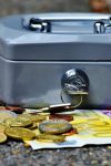 cashbox 1642989 1280 1