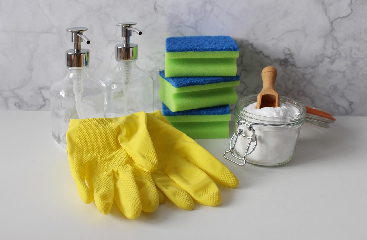 gloves 4017614 1280