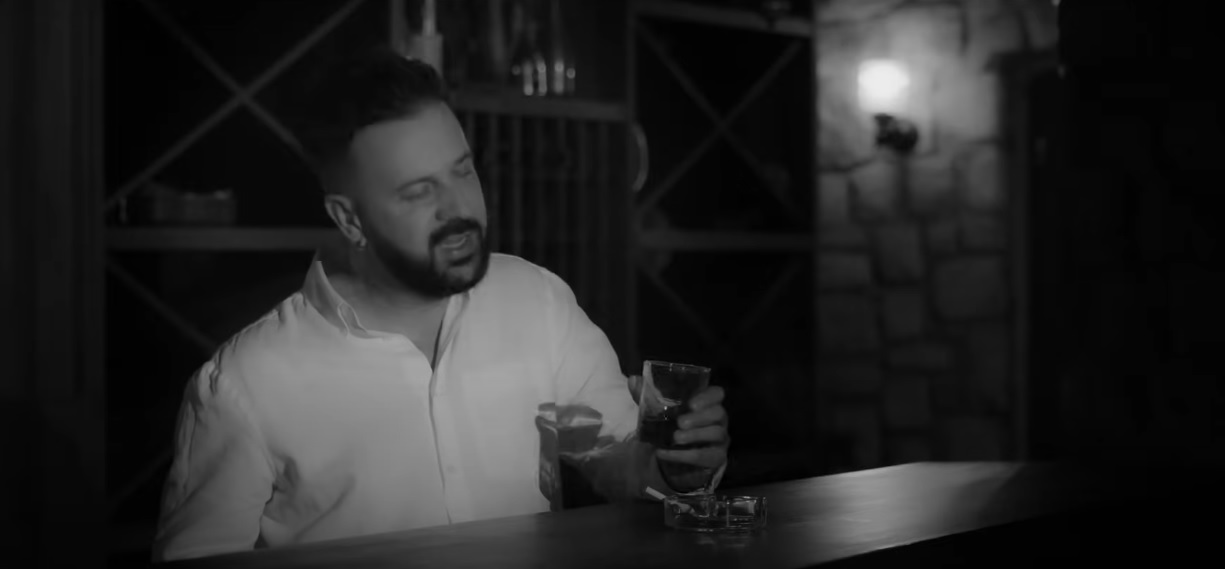 Mirza Delić obradovao publiku pravim hitom, "Savršena" nikoga ne ostavlja ravnodušnim VIDEO 6 mirza delic 4