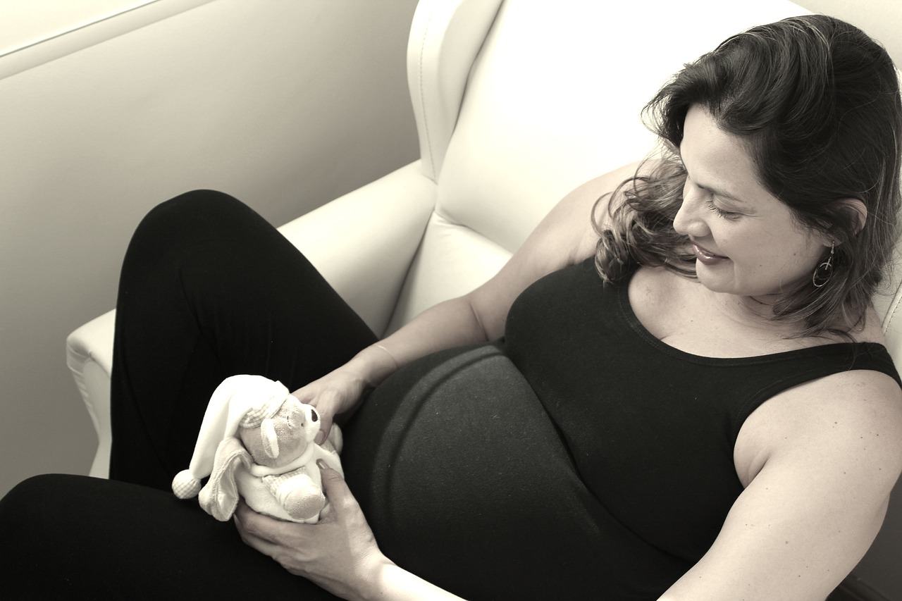 pregnant 1088240 1280