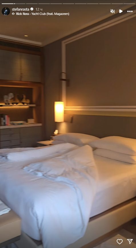 Rasta proslavio godišnjicu veze sa novom devojkom: Par uživa u luksuzu na primorju, pokazali i spavaću sobu 8 rasta1