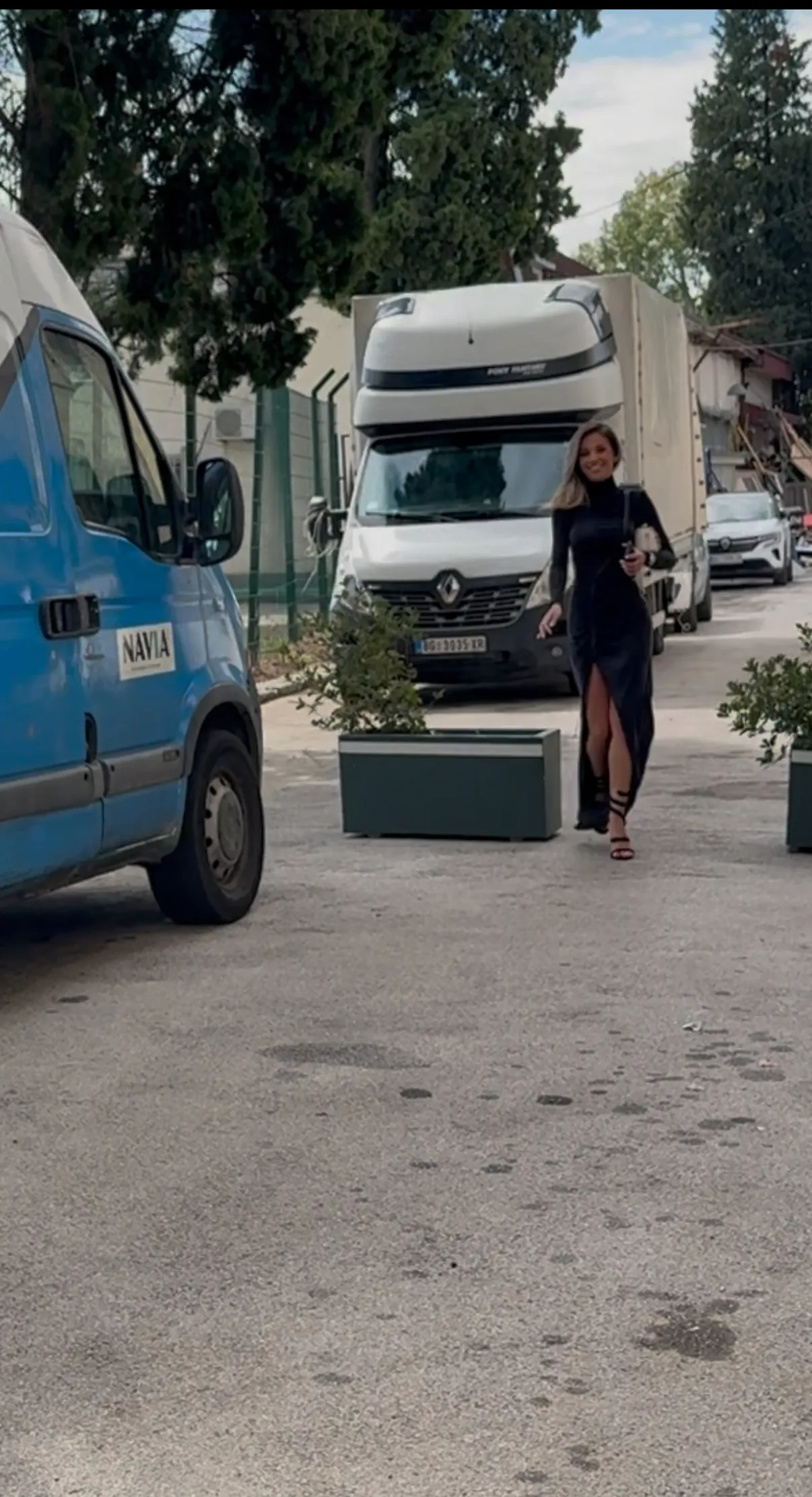 PAPARAZZO: Uska haljina istakla sve obline, Breskvica stigla na snimanje emisije Grand Specijal VIDEO 6 IMG 1667