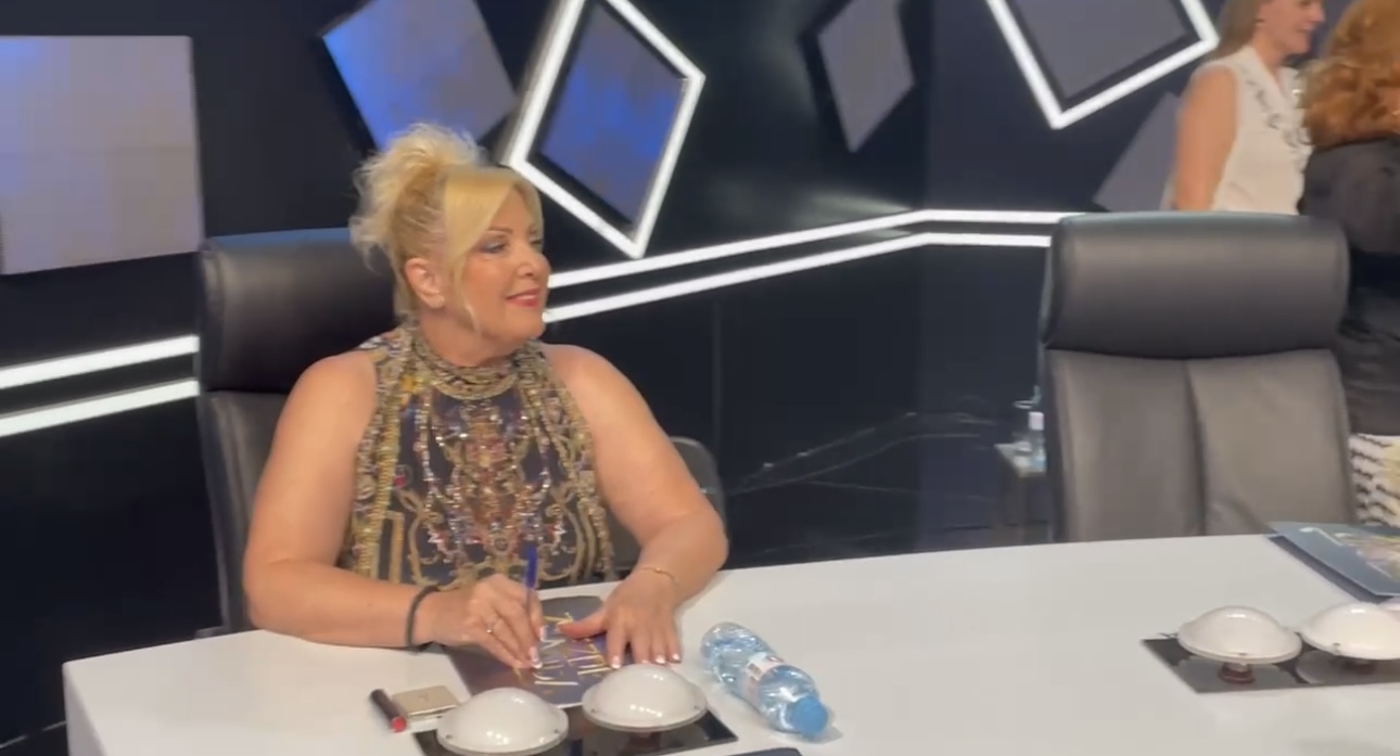 Keba svira gitaru, Snežana Đurišić pustila glas: Šou na snimanju Zvezda Granda VIDEO 8 IMG 3862