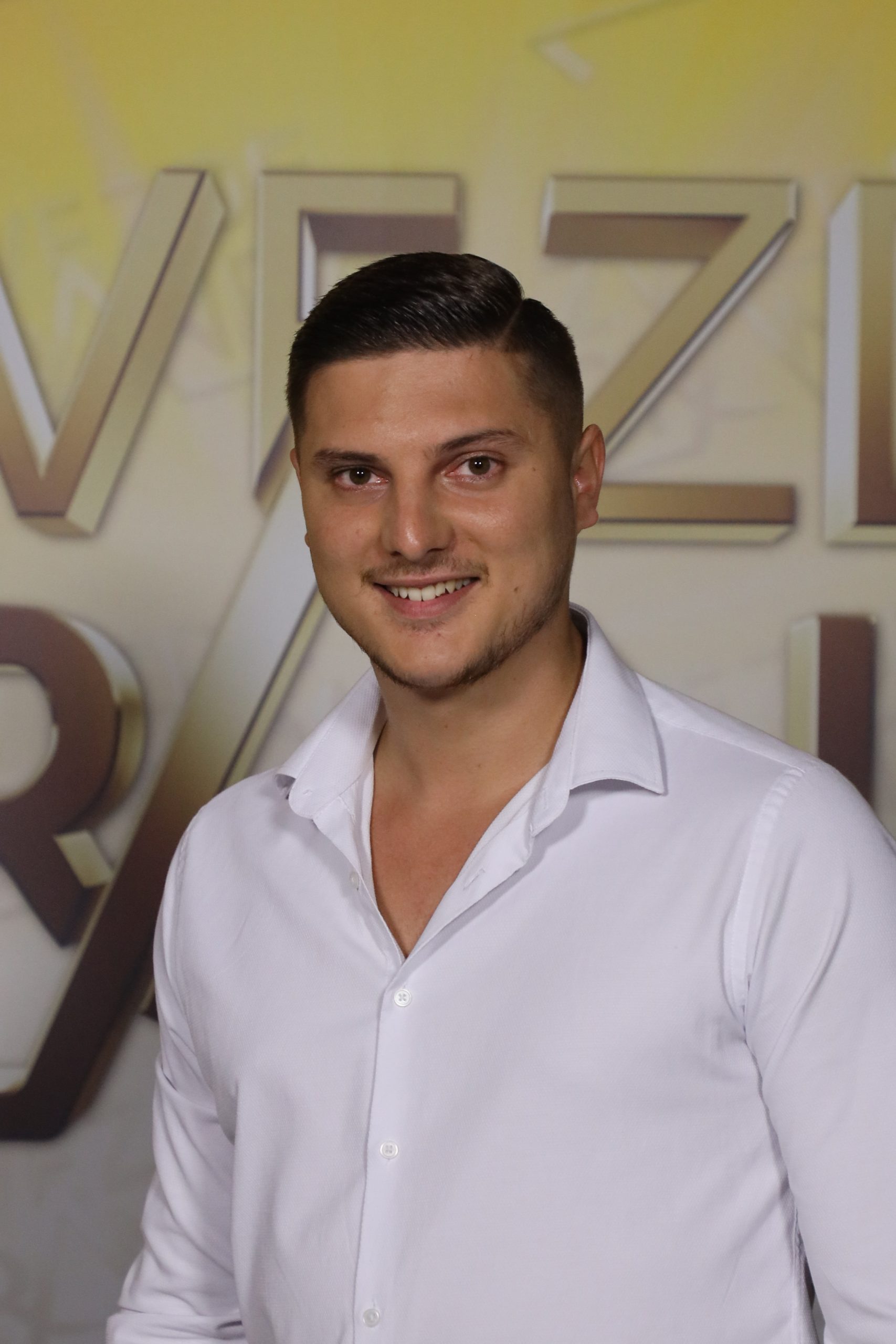 MENSUR ABDIJANOVIC 25 GOD. BIHAC BIH 13 1