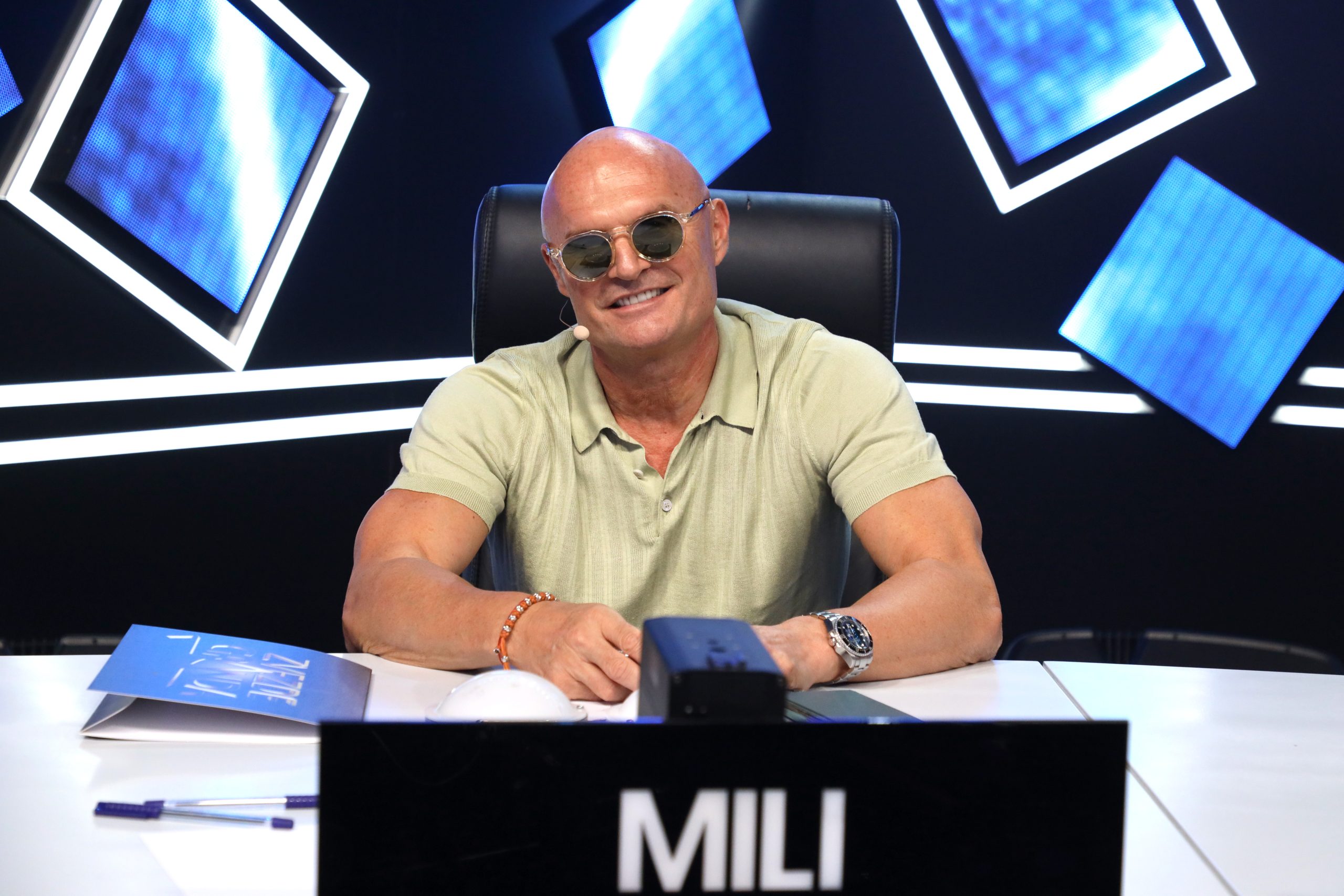Mili napisao pesmu za Halida Bešlića, tekst posvećen supruzi kida dušu: "Stomak mi se stegao" VIDEO 7 MILI ZG SNIMANJE 01092025 FOTO MUNJA 1 ok