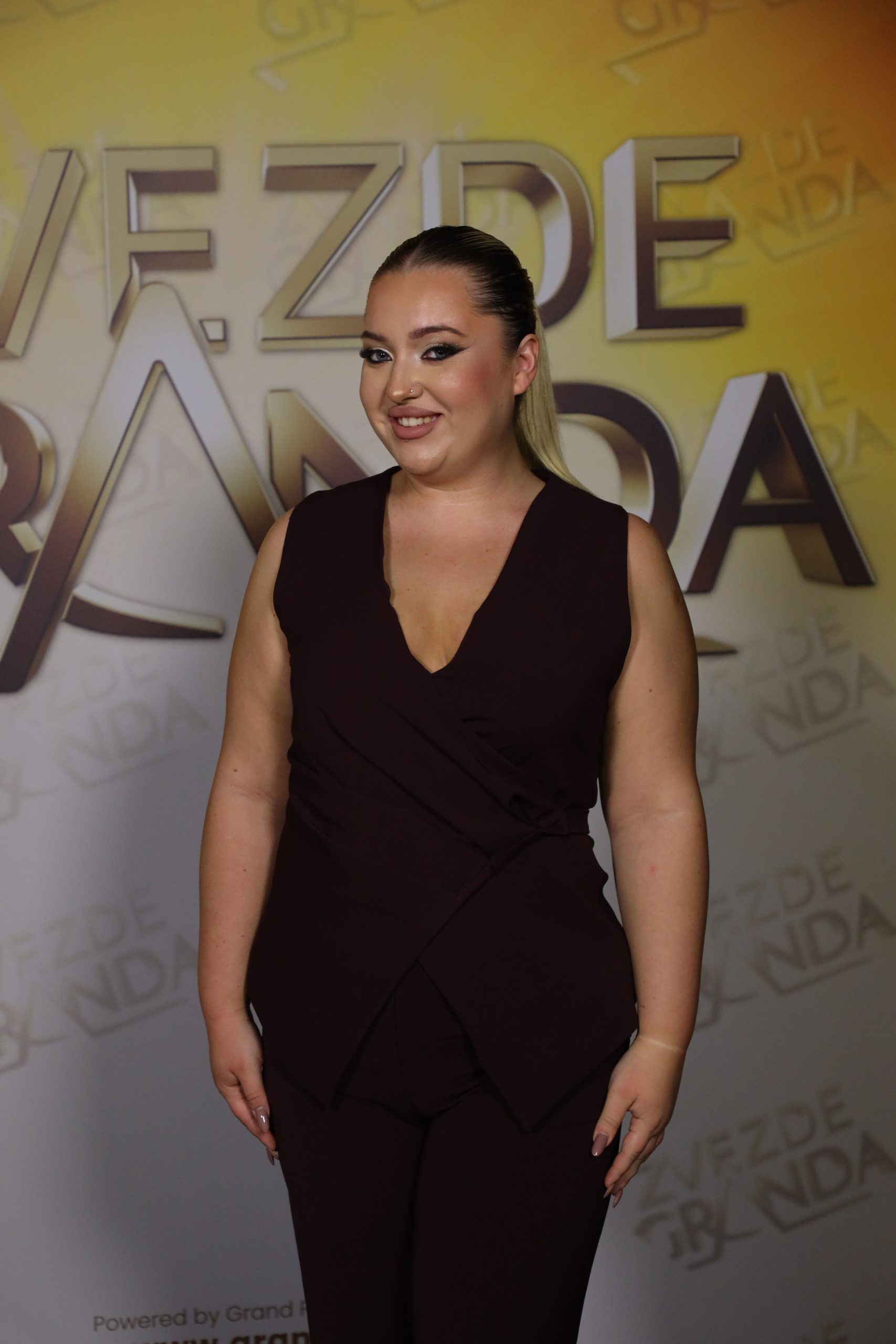 TAMARA MIJAILOVIC 22 GOD. NOVI SAD 7 1
