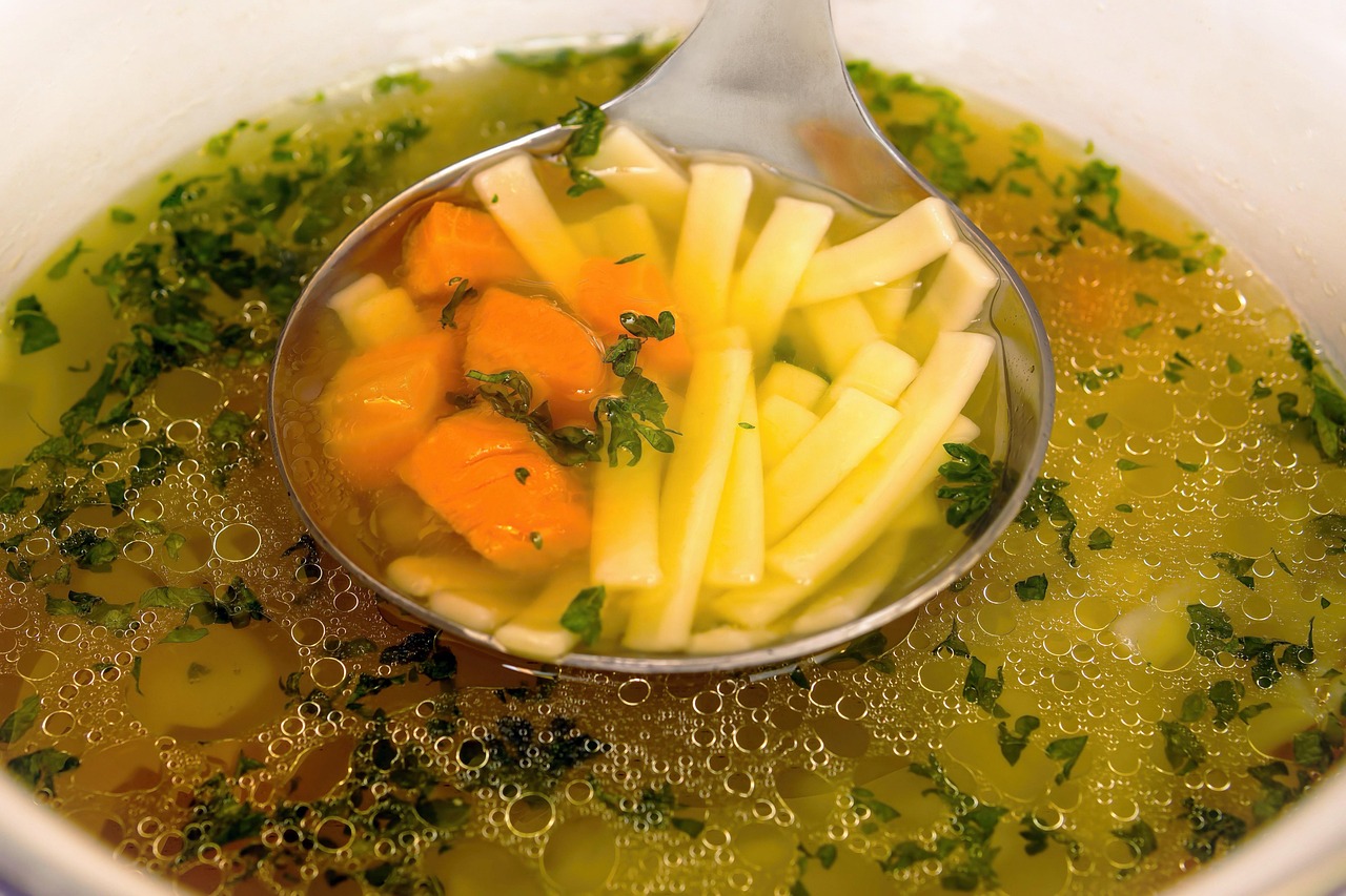 chicken broth 7791112 1280