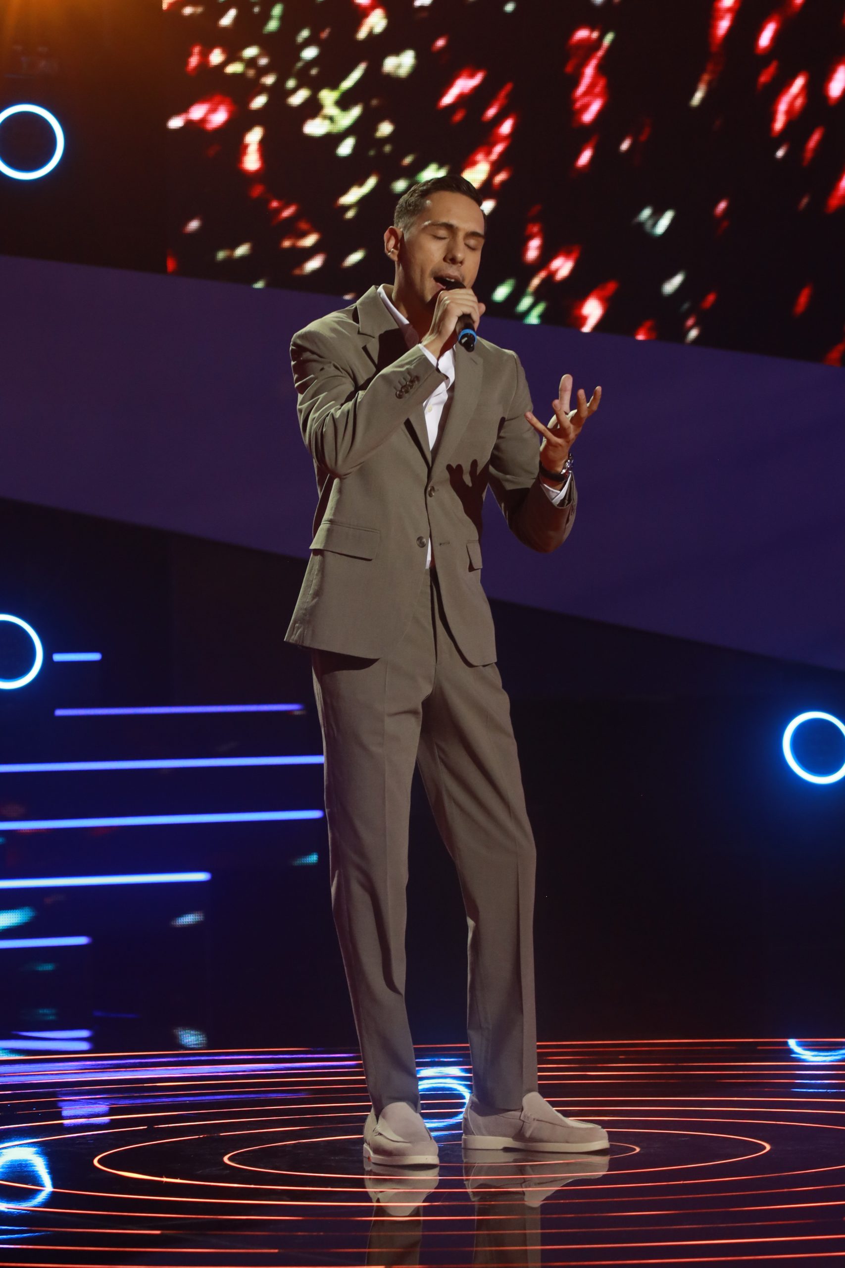 "Čime vas hrane kad ovako pevate?" Brat Nadice Ademov oduvao nastupom u Zvezdama Granda VIDEO 7 0A0A0679