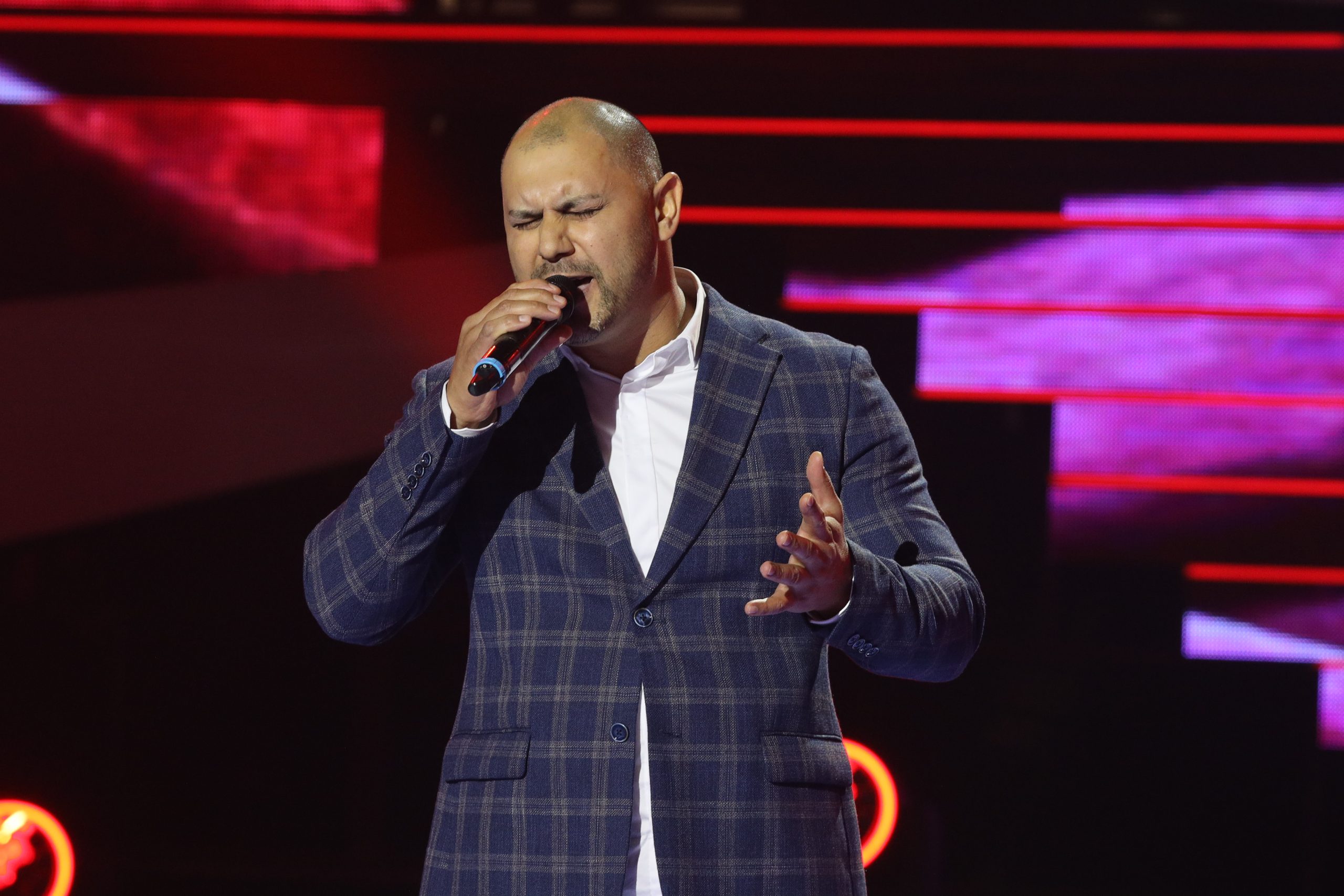 Glas koji je sve razoružao: Tihomir iz Šapca osvojio žiri, pa zapevao sa Kebom u glas (VIDEO) 5 0A0A0934