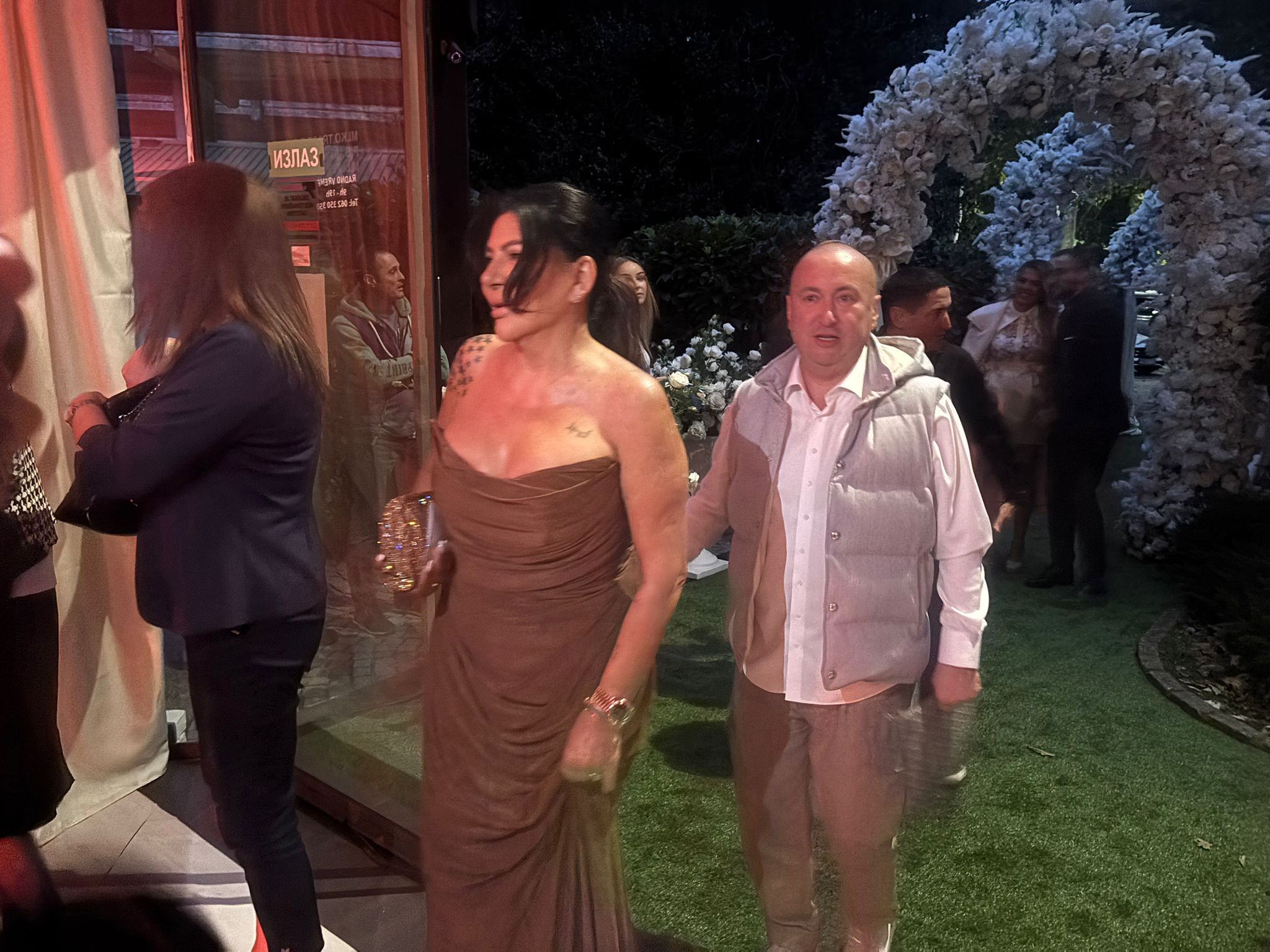 Cela estrada na svadbi Uroša Živkovića, evo sa kim je došao Žika Jakšić VIDEO 10 1760372214399