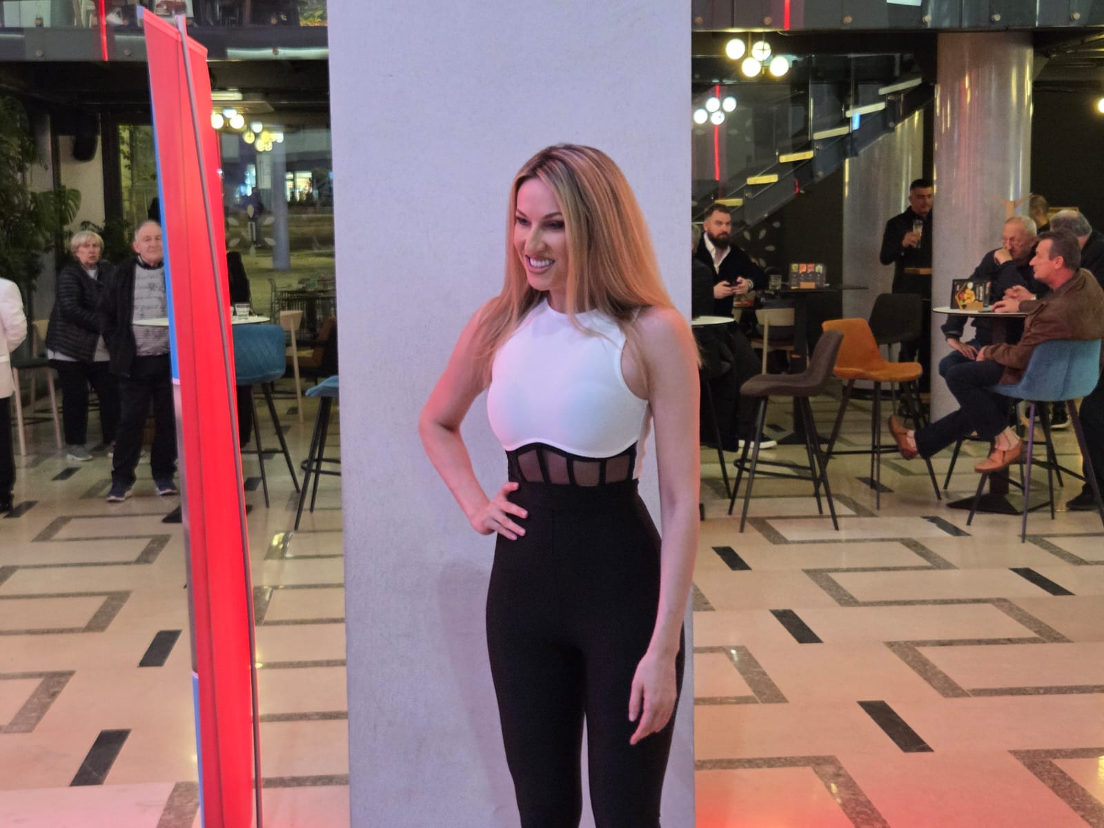 Rada Manojlović poručila: "Prvo dete, pa svadba" VIDEO 5 1760642687879