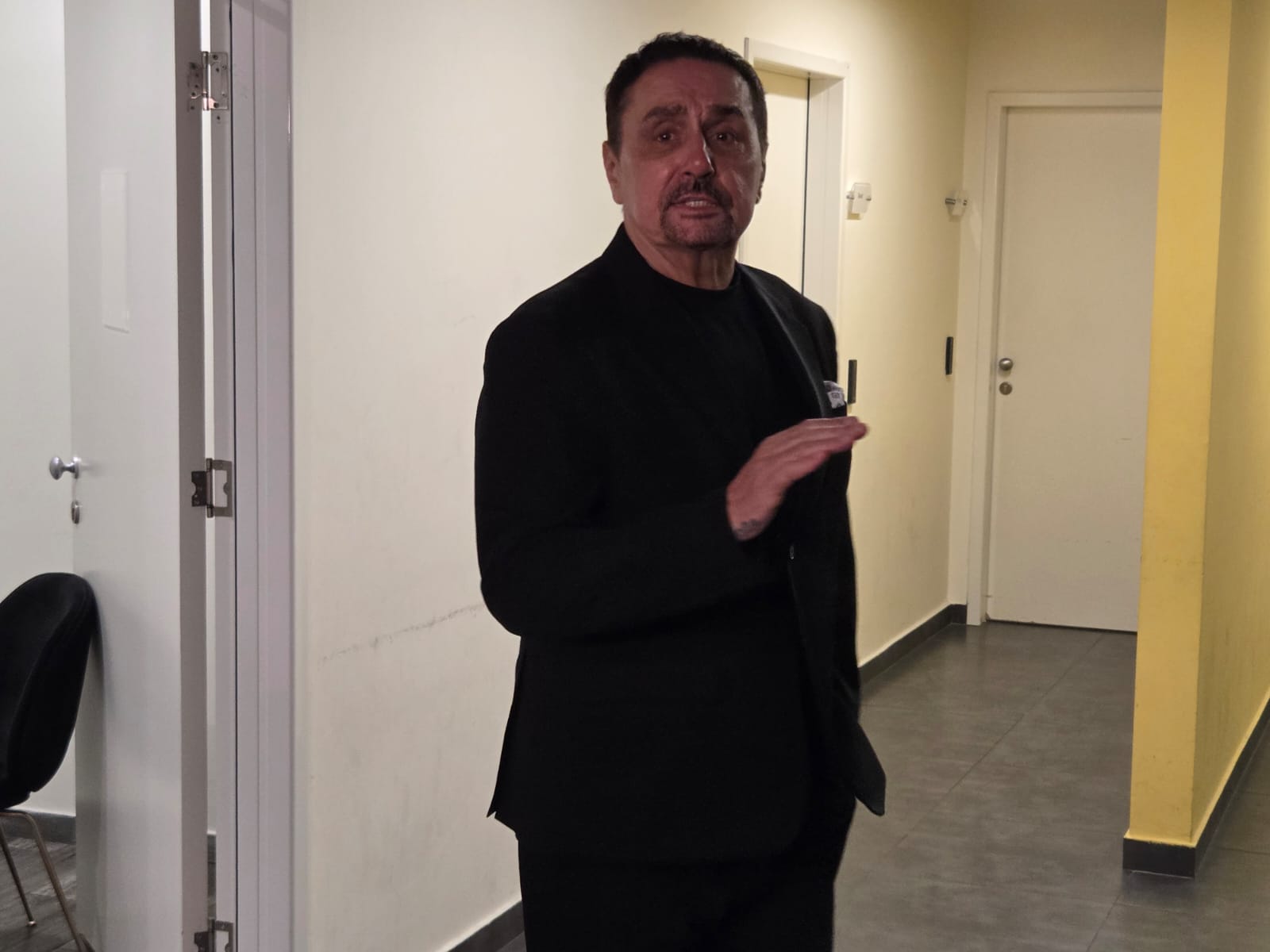 Keba žali što mu jedan pevač nije došao na koncert VIDEO 5 1760646718891