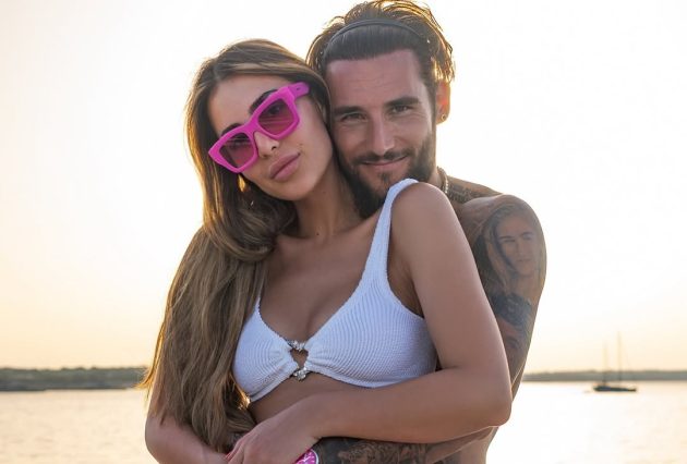 2 anos casados 👰🏻 ♀️🤵🏻 ♂️💒 te quiero con locura 🤍. an eternity to go ✨ e1761030716266