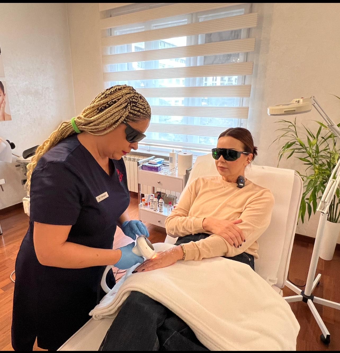 Dragana Katić podmladila ruke: "Mnogo treba da se radi na sebi da bi se izgledalo dobro" 7 5692a5ef 4f42 44c1 af07 e45e054e9d43