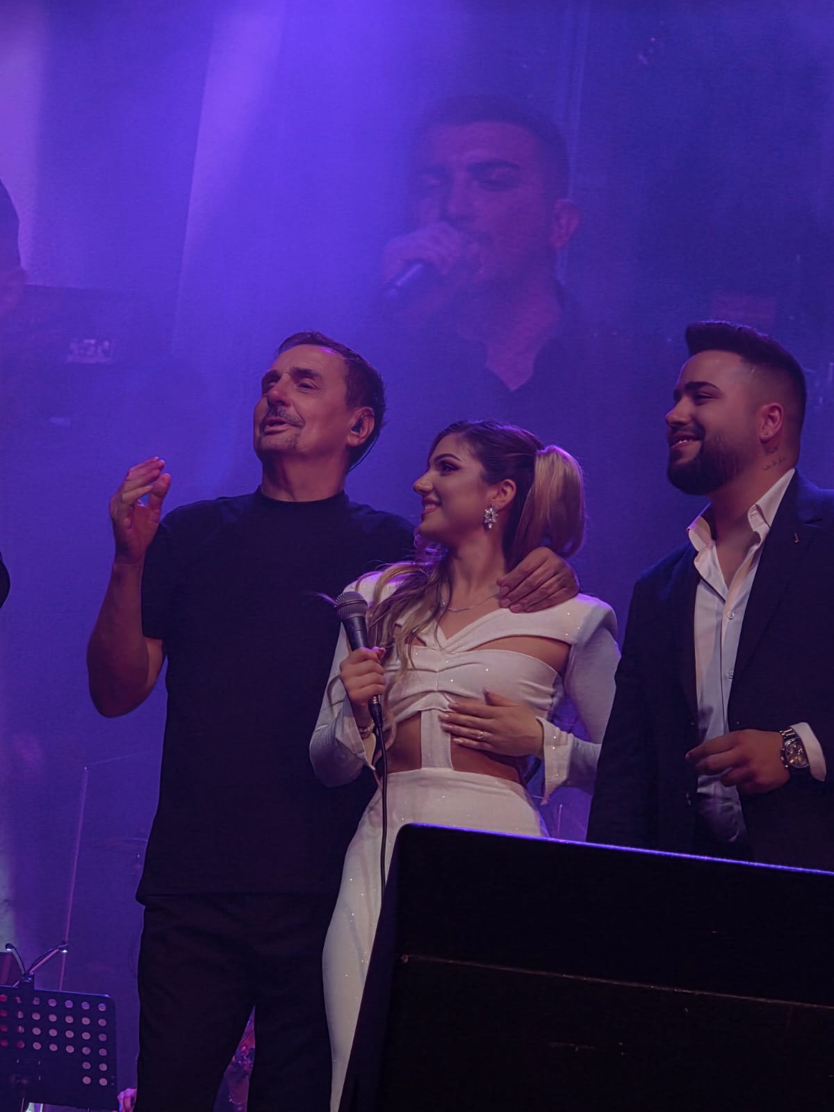 Planula ljubav? Pobednik "Zvezda Granda" se ne odvaja od ove prezgodne koleginice FOTO 8 Andjela Arman NIkola Stanisic 2