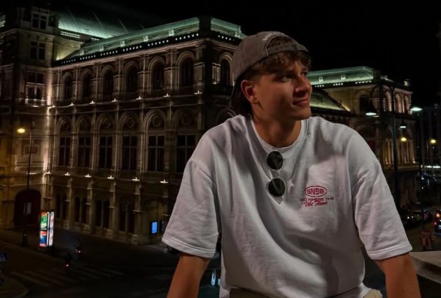 Jakov Jozinović je trenutno najpolularniji mladi pevač: Nekada se takmičio u popularnom šou, evo kako je izgledao kao dete 10 Capture 25