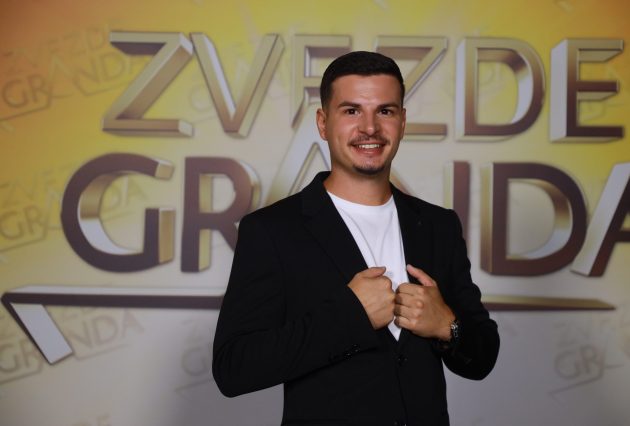 DEJAN SIMEUNOVIC 25 GOD. BIJELJINA RS 12