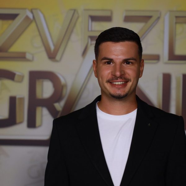 DEJAN SIMEUNOVIC 25 GOD. BIJELJINA RS 4