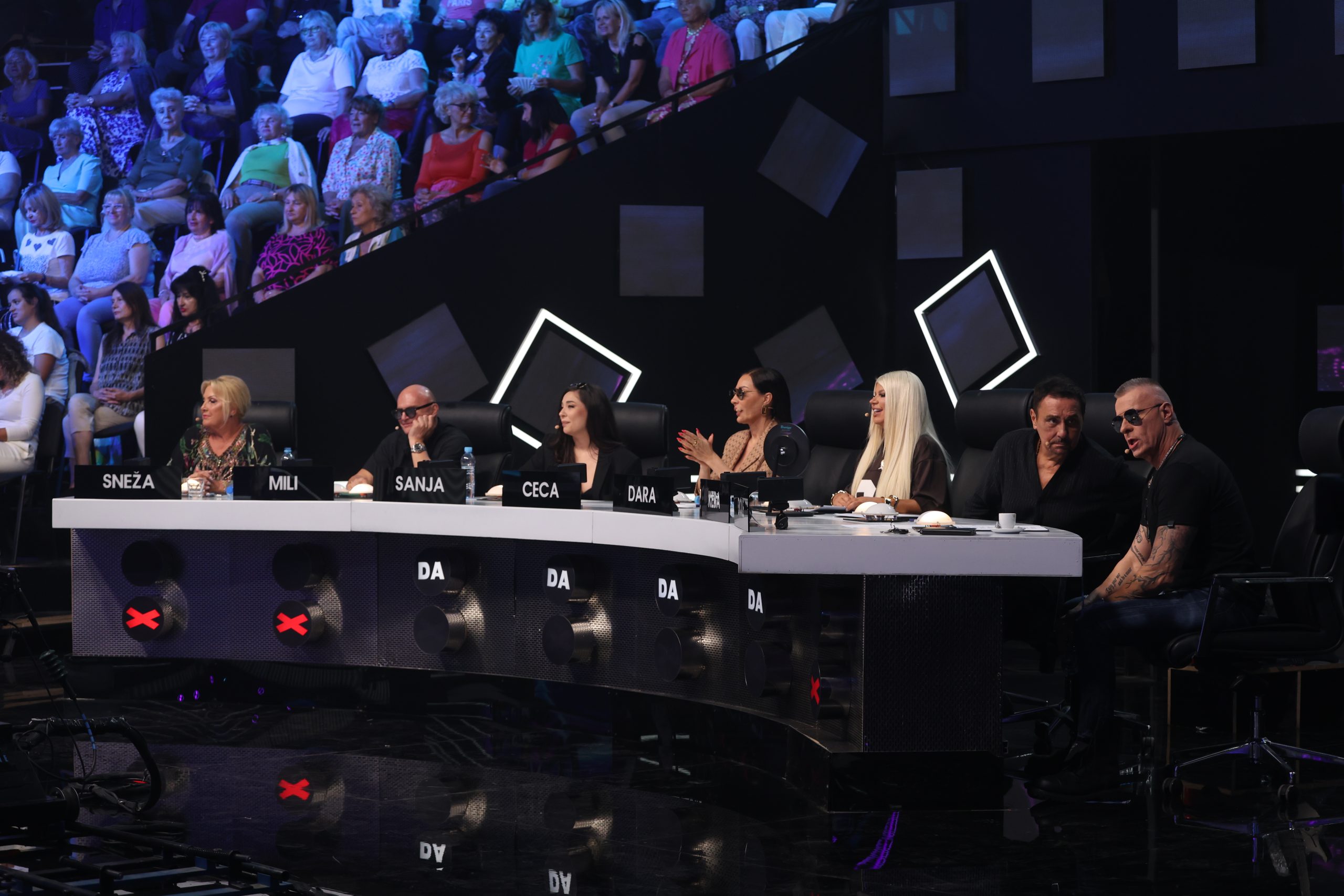 Oni izlaze večeras na scenu: Pogledajte ko se takmiči ove subote u "Zvezdama Granda" 5 E08A0276