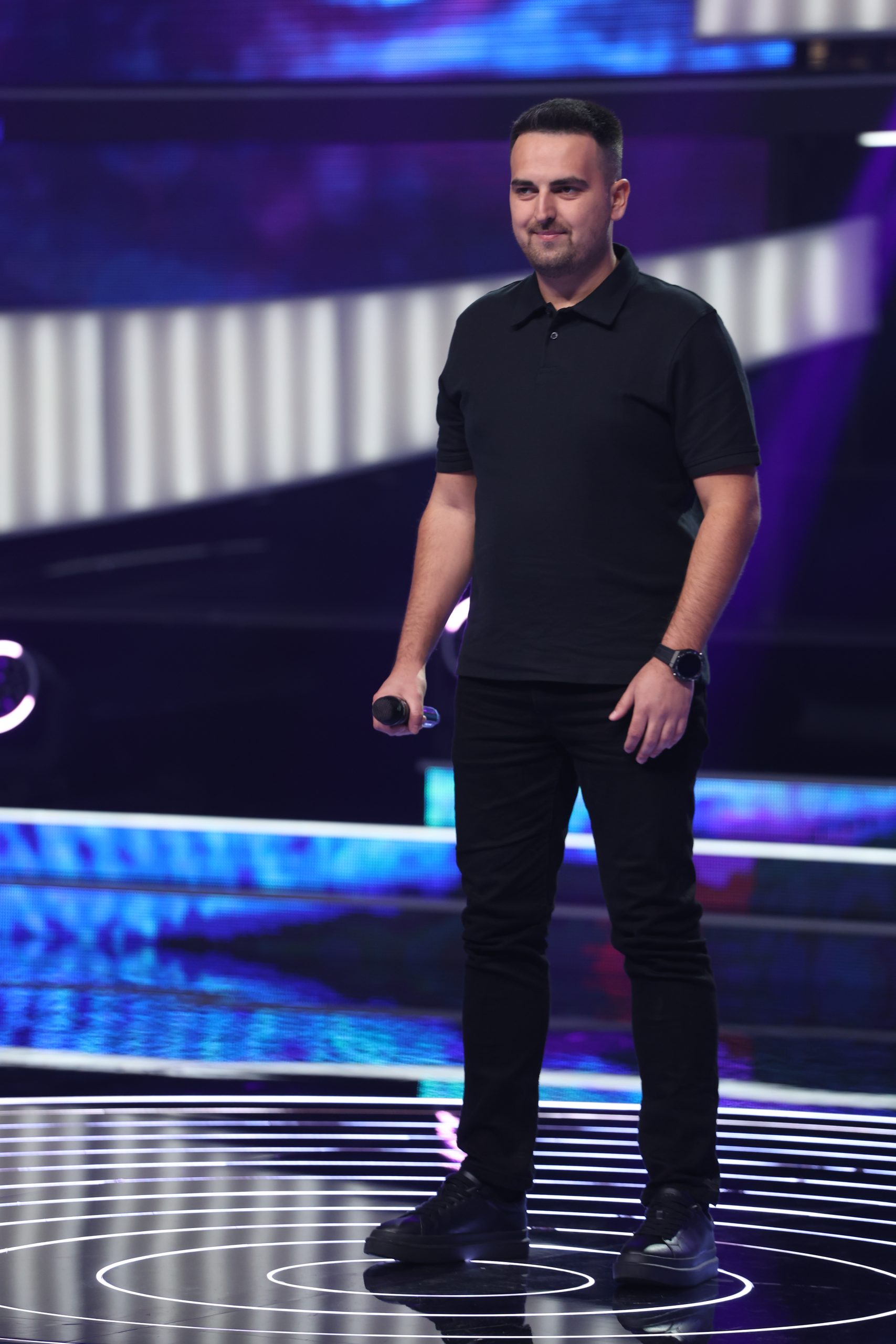 Dara bez komentara, žiri podeljen zbog momka iz Jablanice: ''Nije me dotaklo'' 6 E08A9334