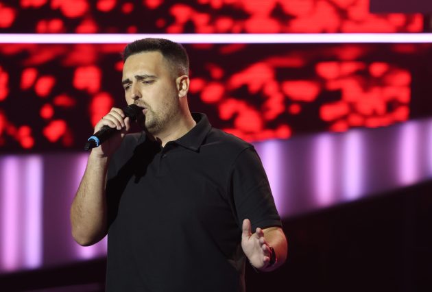 Dara bez komentara, žiri podeljen zbog momka iz Jablanice: ''Nije me dotaklo'' 3 E08A9391