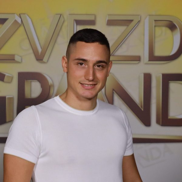 Filip Aleksić 1 FILIP ALEKSIC 23 GOD. HERCEG NOVI CG 9