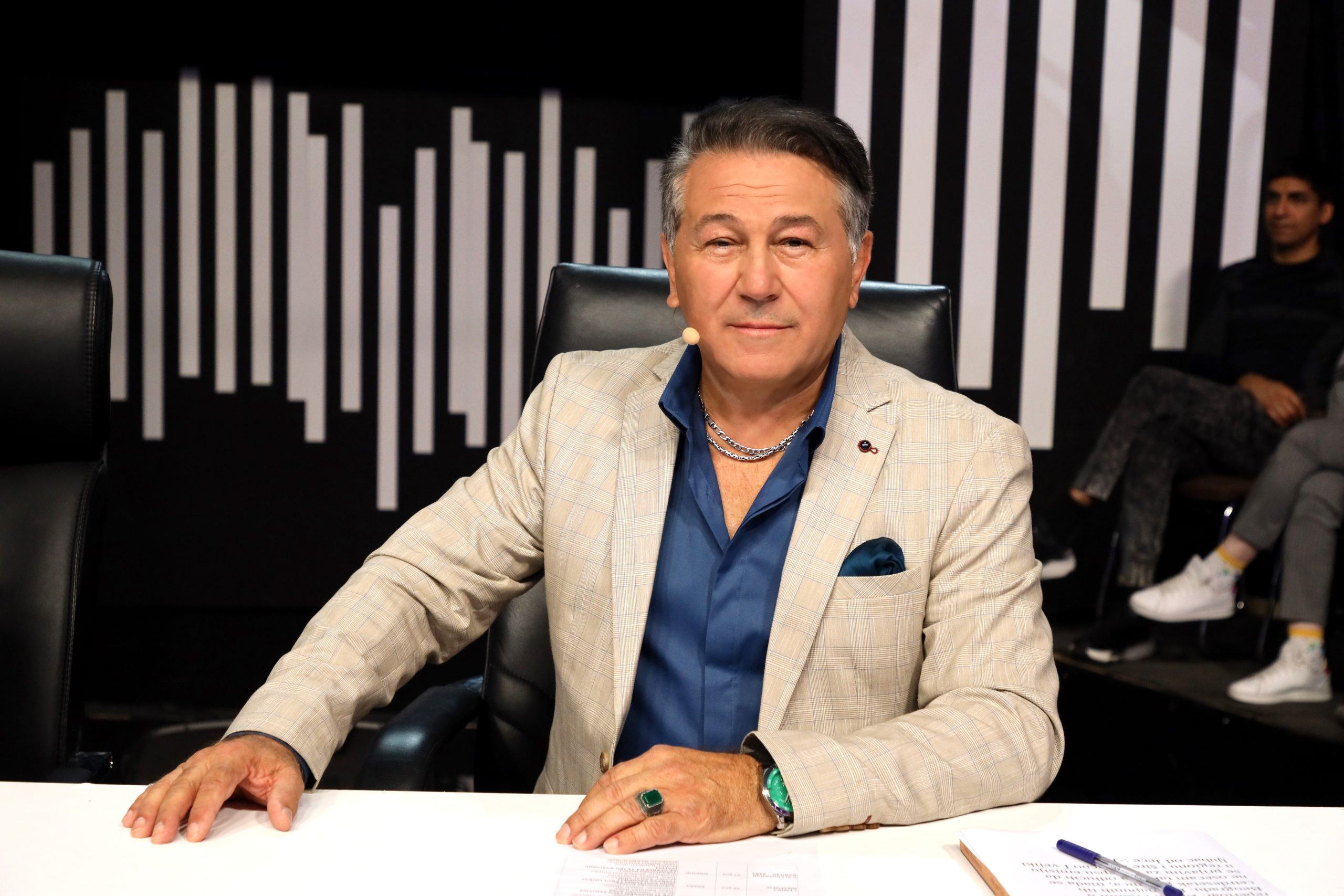 Veče puno emocija i muzike: Halid Muslimović šokiran jednim nastupom u "Nikad nije kasno" VIDEO 6 HALID MUSLIMOVIC NNK SNIMANJE 26092025 FOTO MUNJA 99 ok