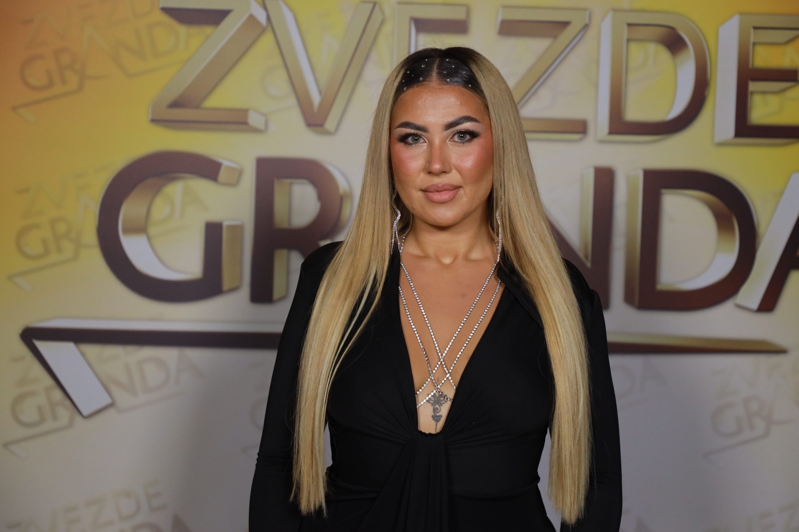 Od molera do doktorskih studija: Oni pevaju večeras u "Zvezdama Granda" 18 HELENA MATEJIC 23 GOD. BEOGRAD 13