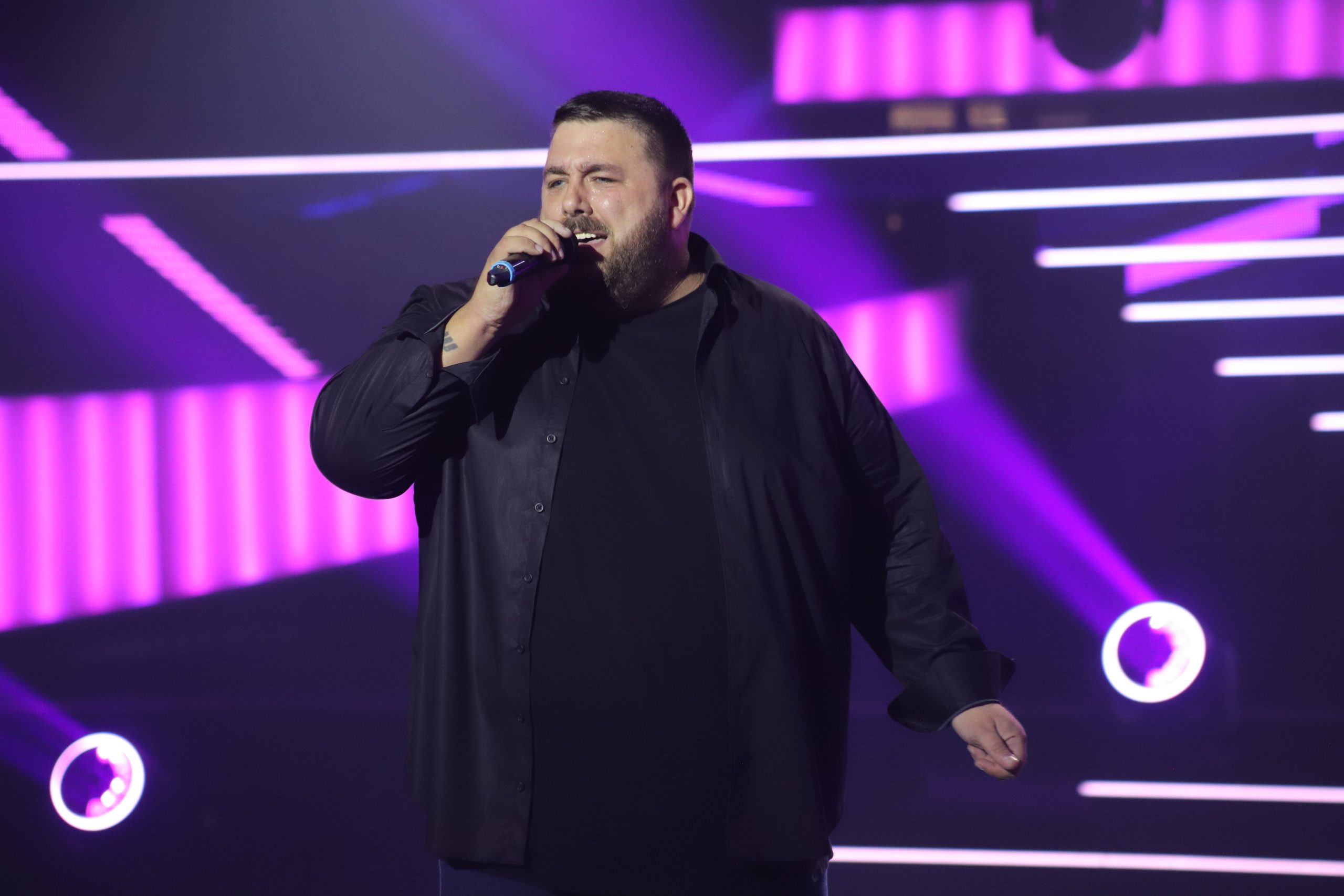 Dara Bubamara plače zbog kandidata u Zvezdama Granda: "Ovo mi se nikad nije desilo, u meni si probudio i tugu i radost" VIDEO 6 miloš petković zvezde granda