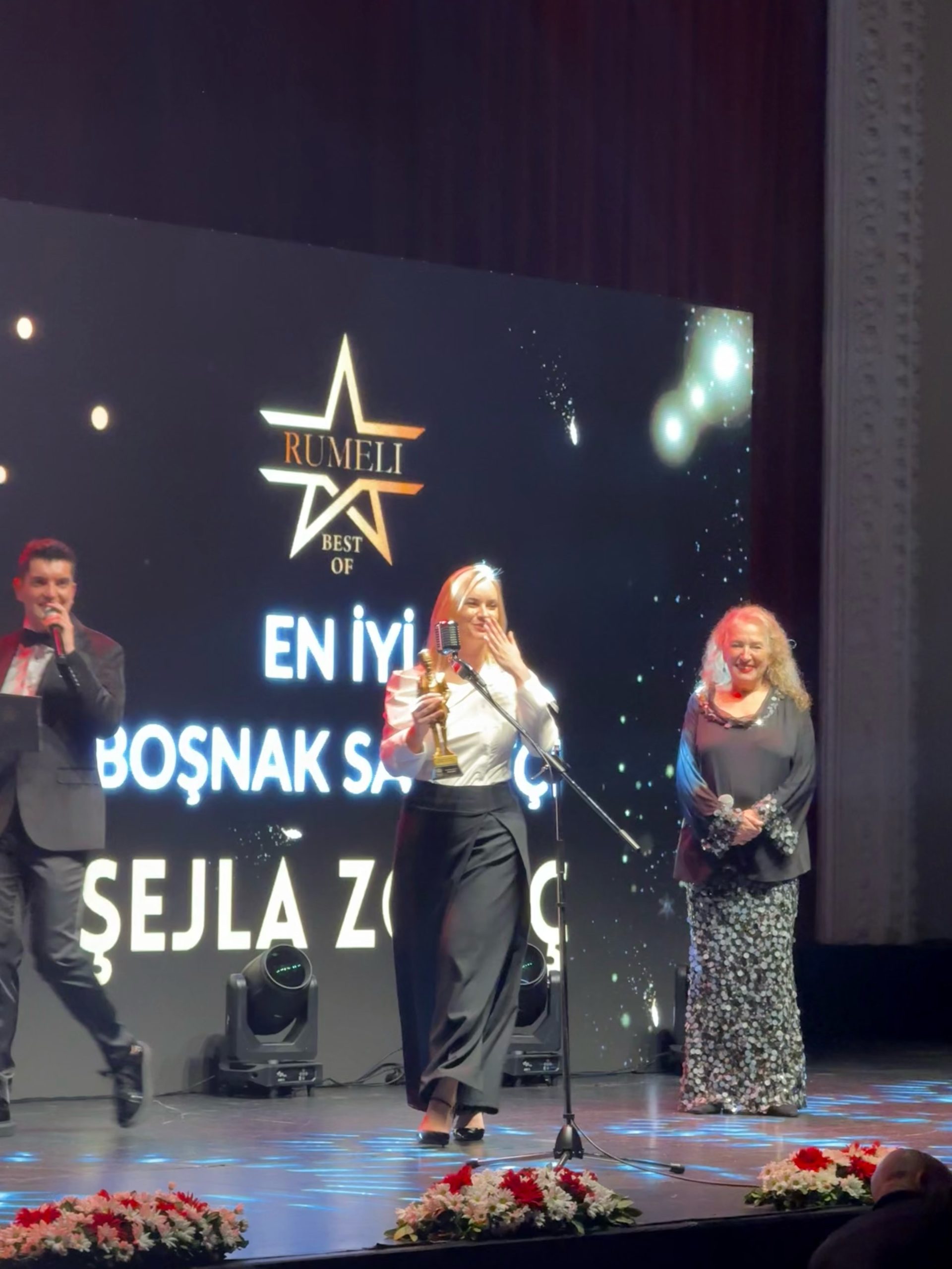 Sad i zvanično: Šejla Zonić je najbolji umetnik Bosne i Hercegovine za 2025. godinu, nagradu primila u Turskoj 8 IMG 5077