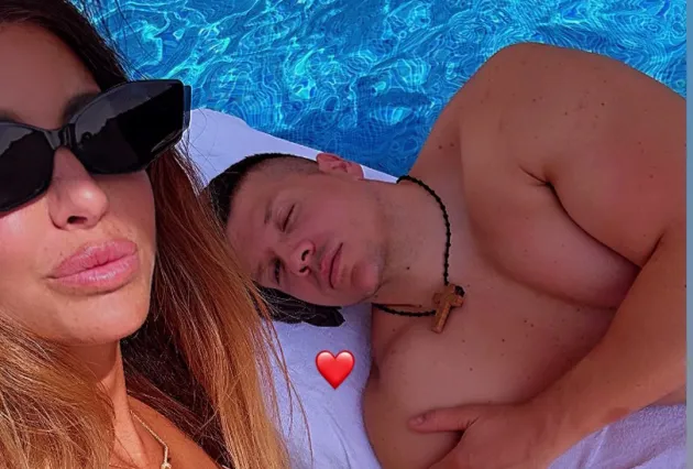 Nećete verovati koliko je Sloba Radanović mlađi od svoje supruge 5 Jelena Radanovic 1 1 e1755942554541 630x426 1