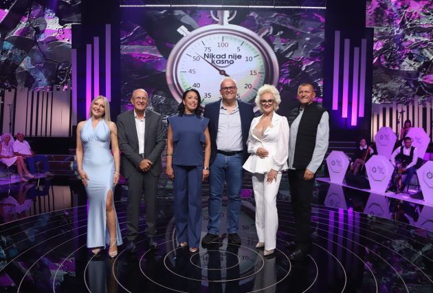 Jedan zbog opklade, drugi od malih nogu: Pogledajte ko su takmičari "Nikad nije kasno" koji izlaze večeras na scenu 7 KANDIDATI NNK SNIMANJE 30092025 FOTO ELENA 2
